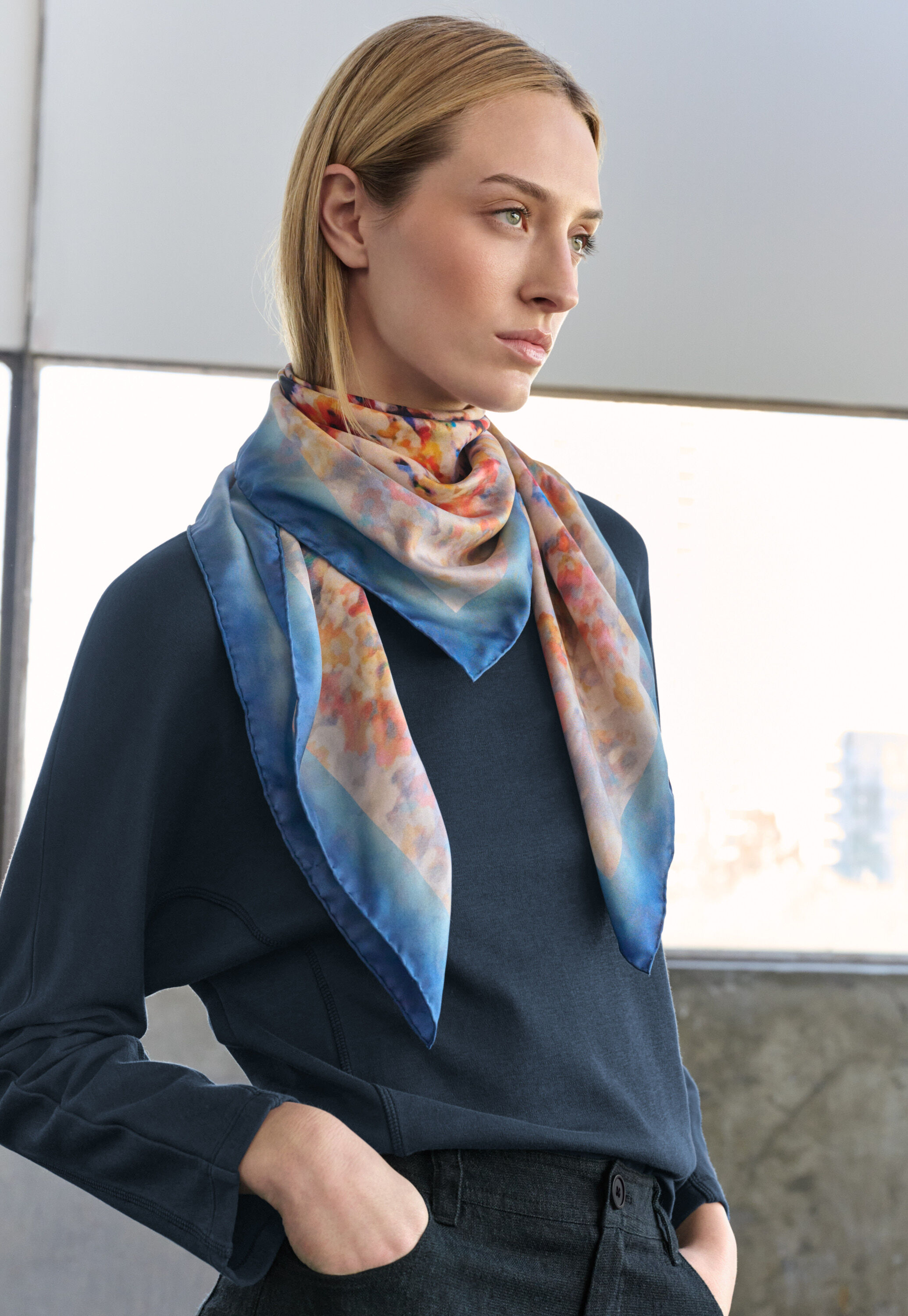 Large printed scarf, Coral and blue, large
