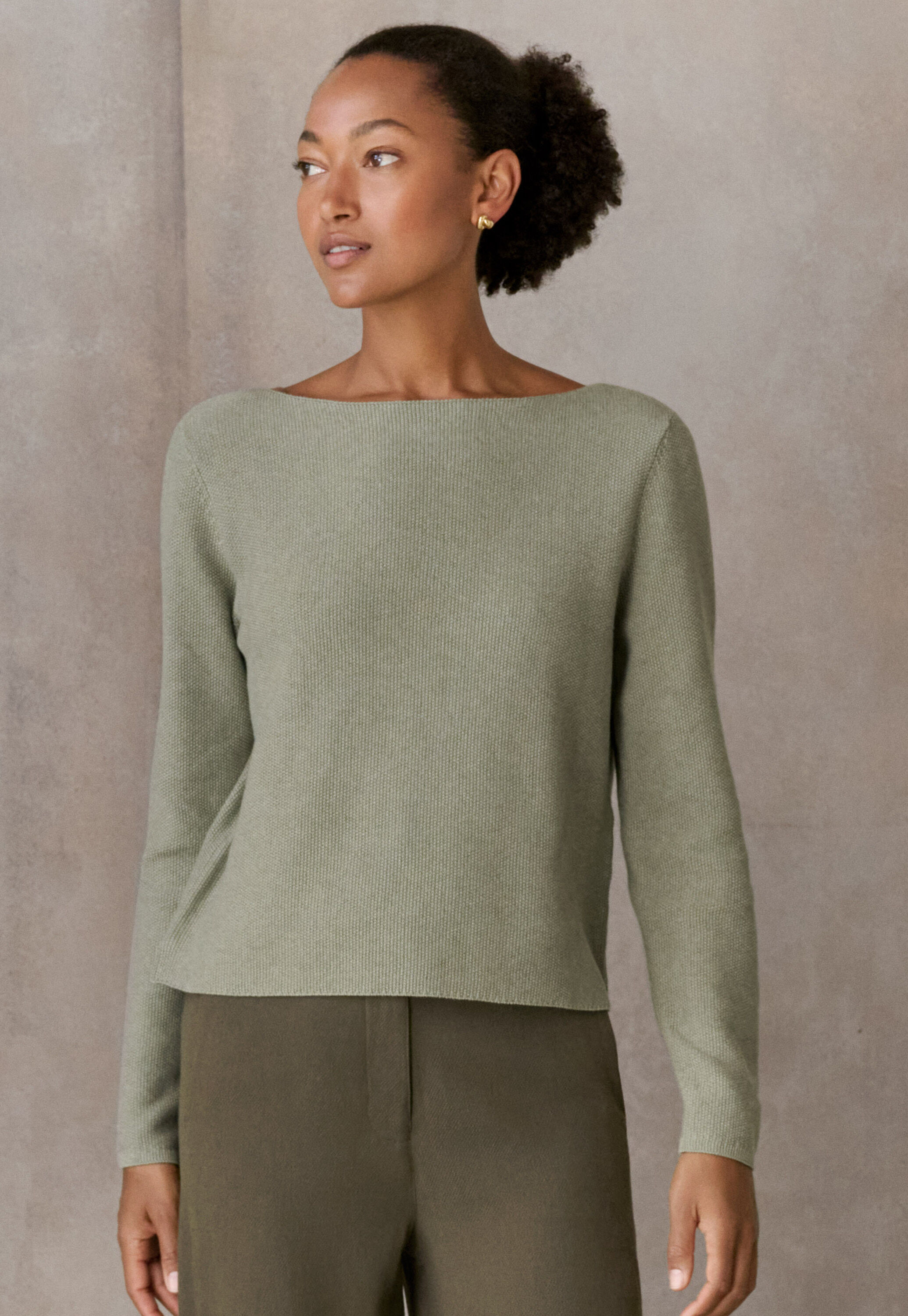 Boat-neck sweater
