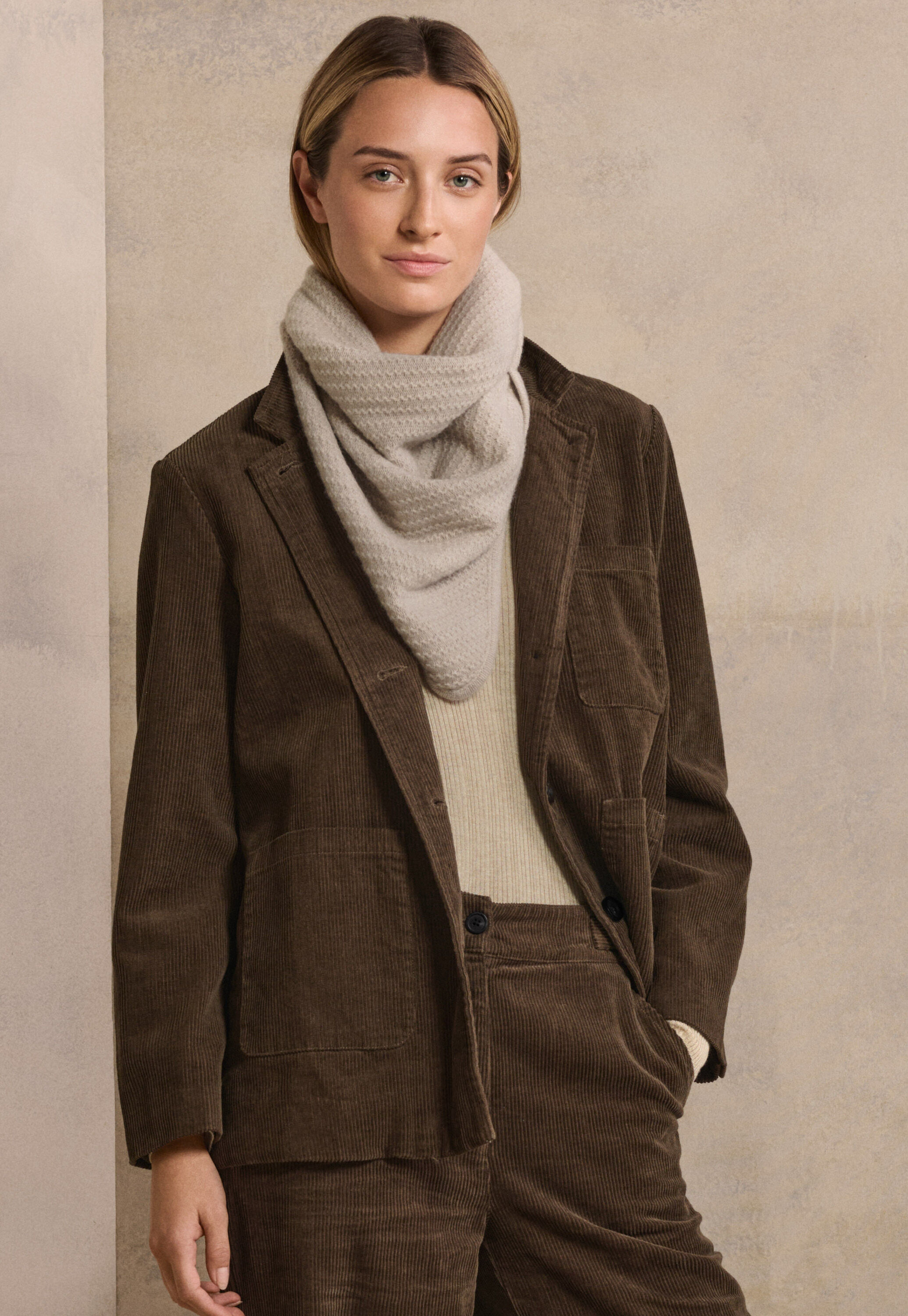 Straight-leg cord trouser