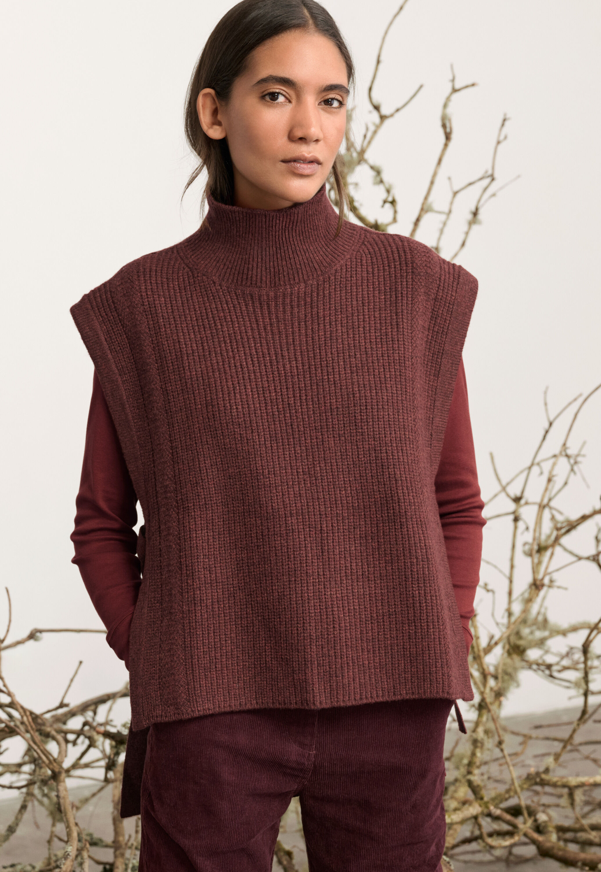 Knitted tabard, Chilli red, large
