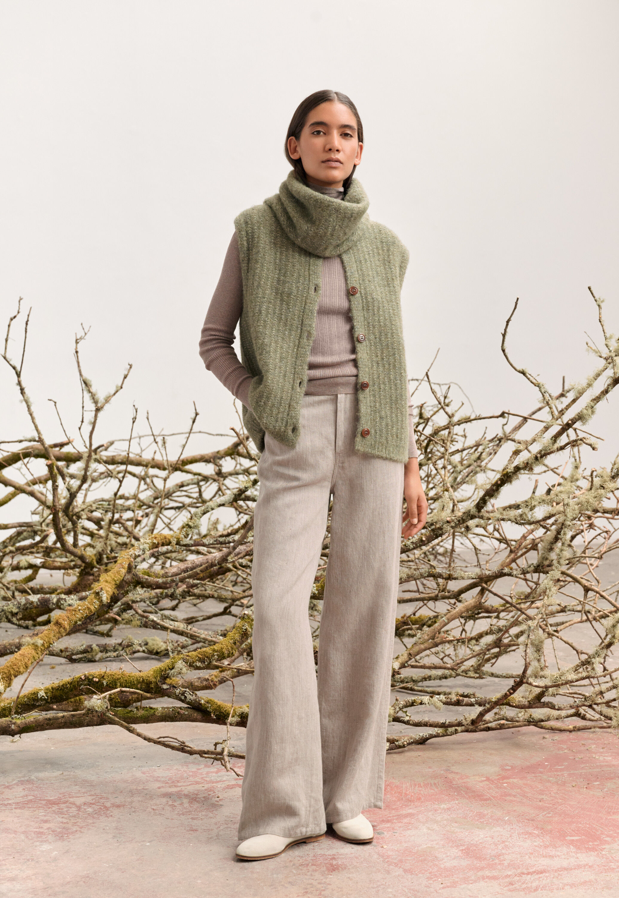 Edge-to-edge cardigan