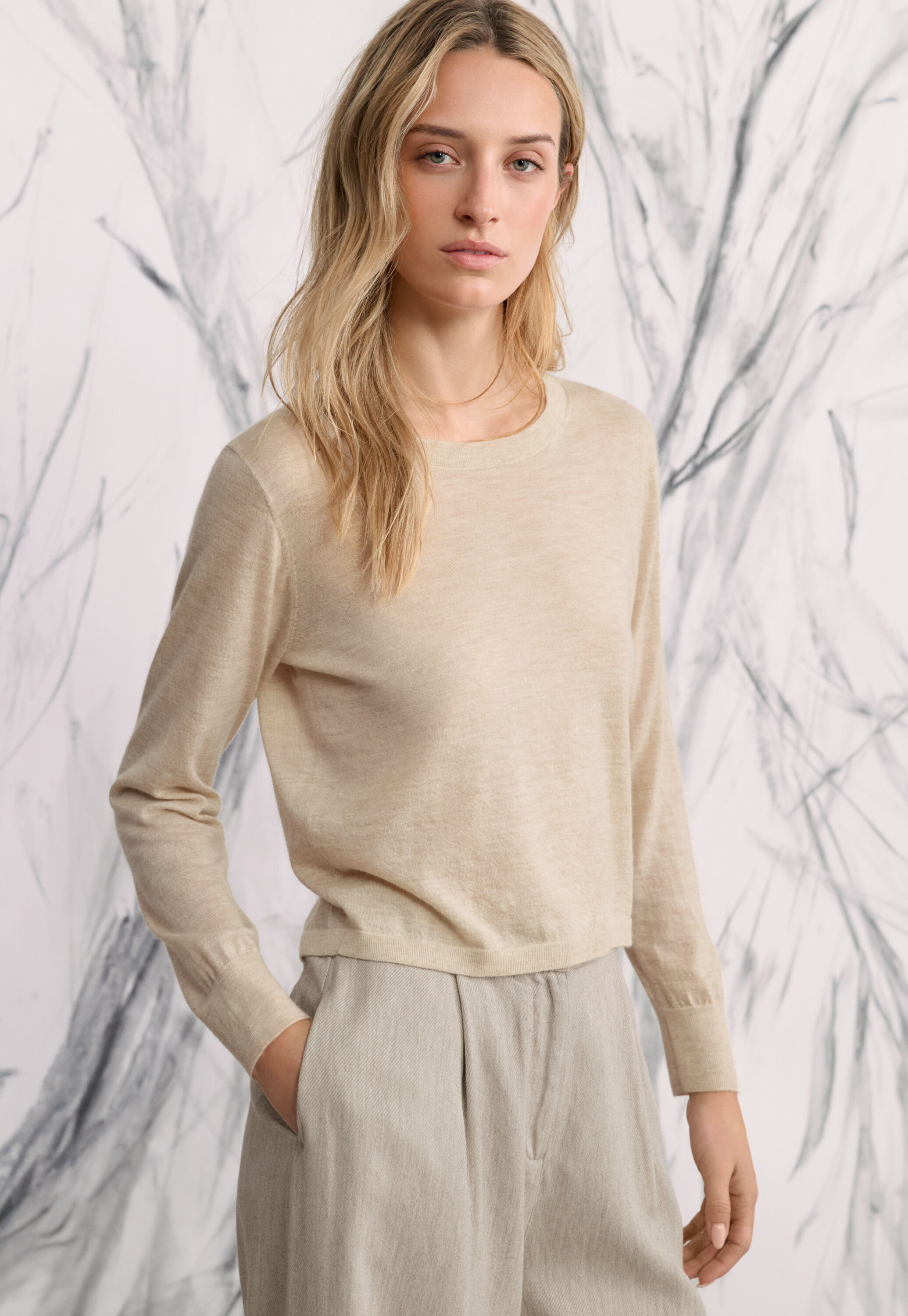 Crew-neck sweater, Pale fawn, large