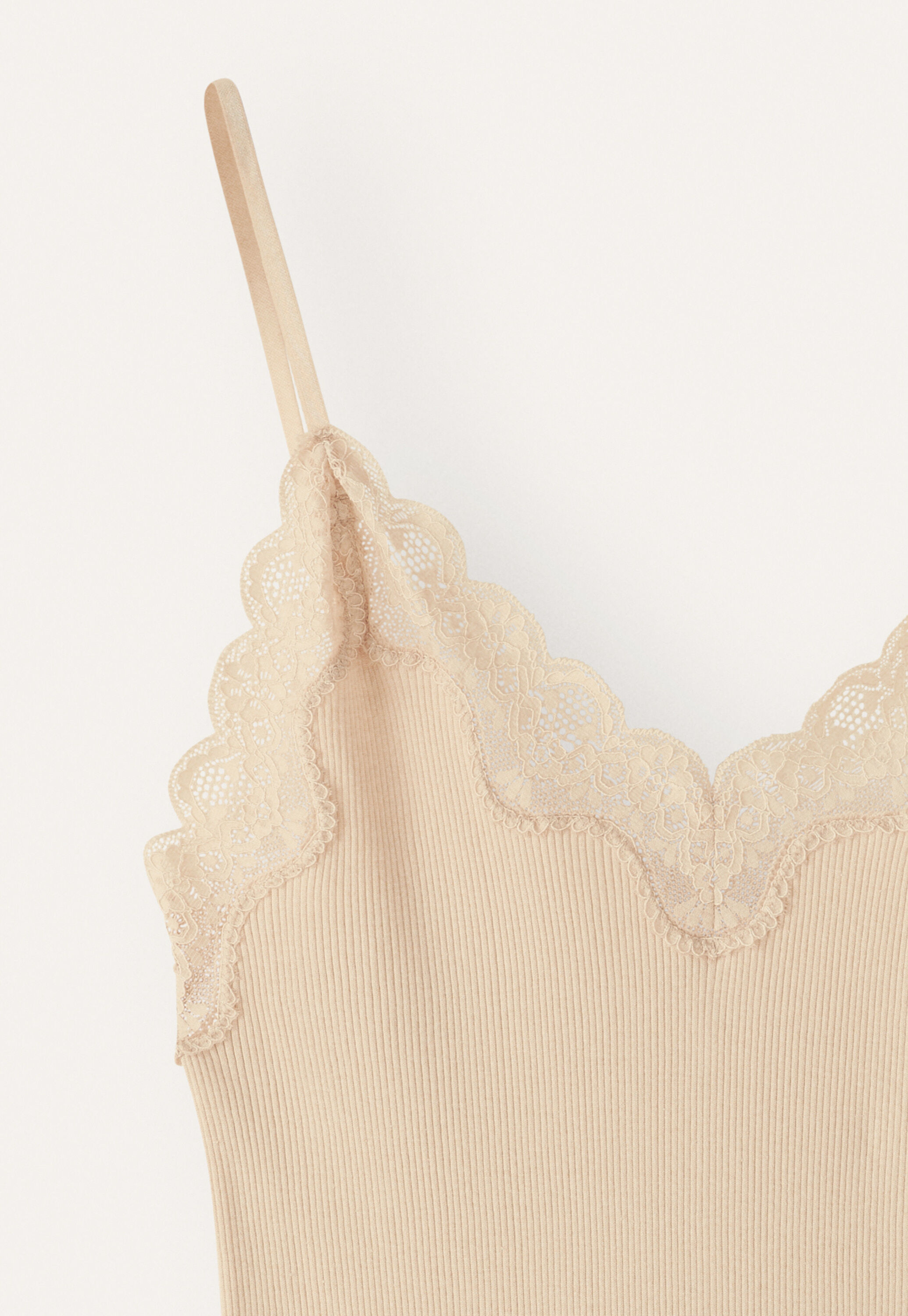 Lace-trim vest