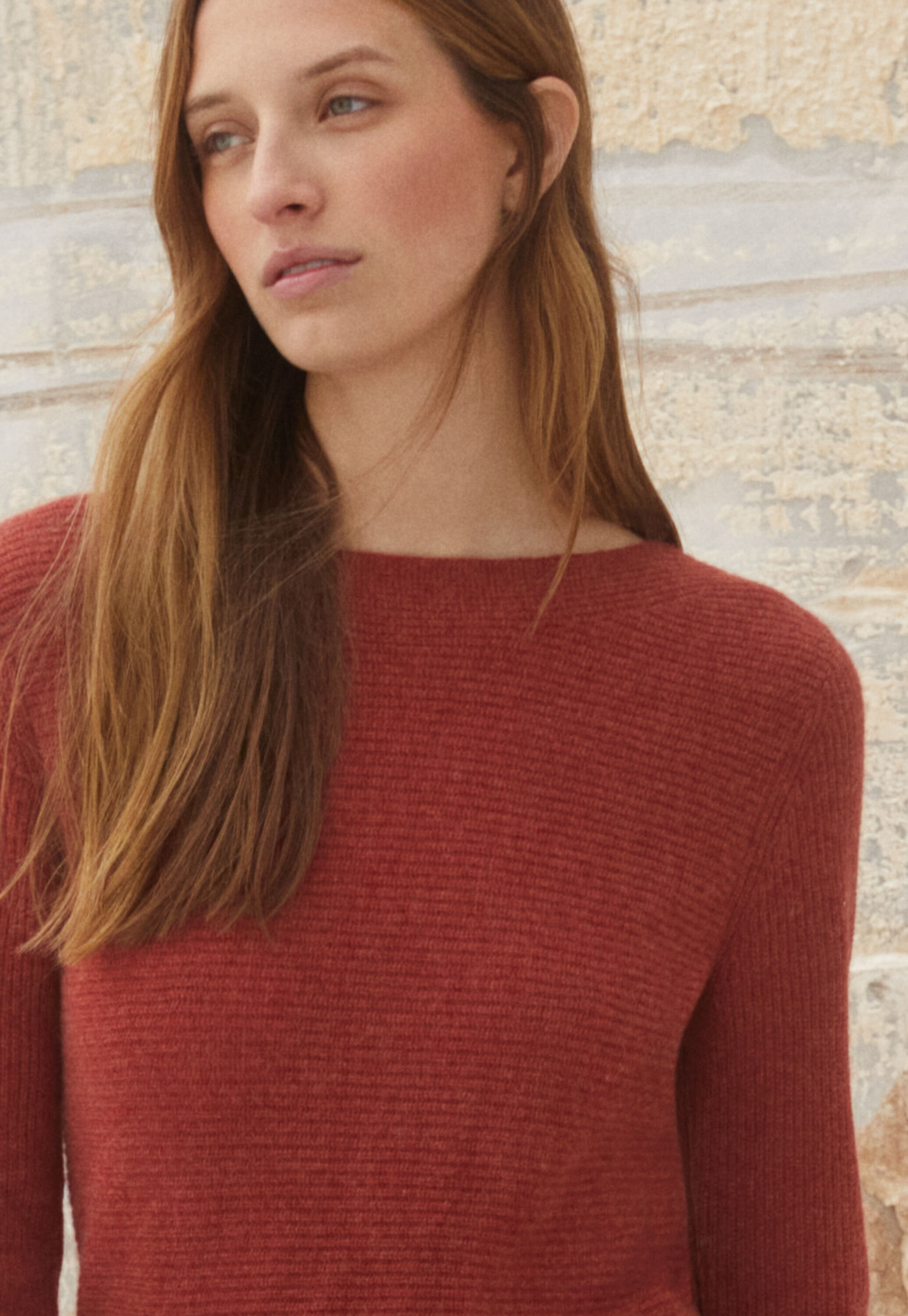 Boat-neck sweater