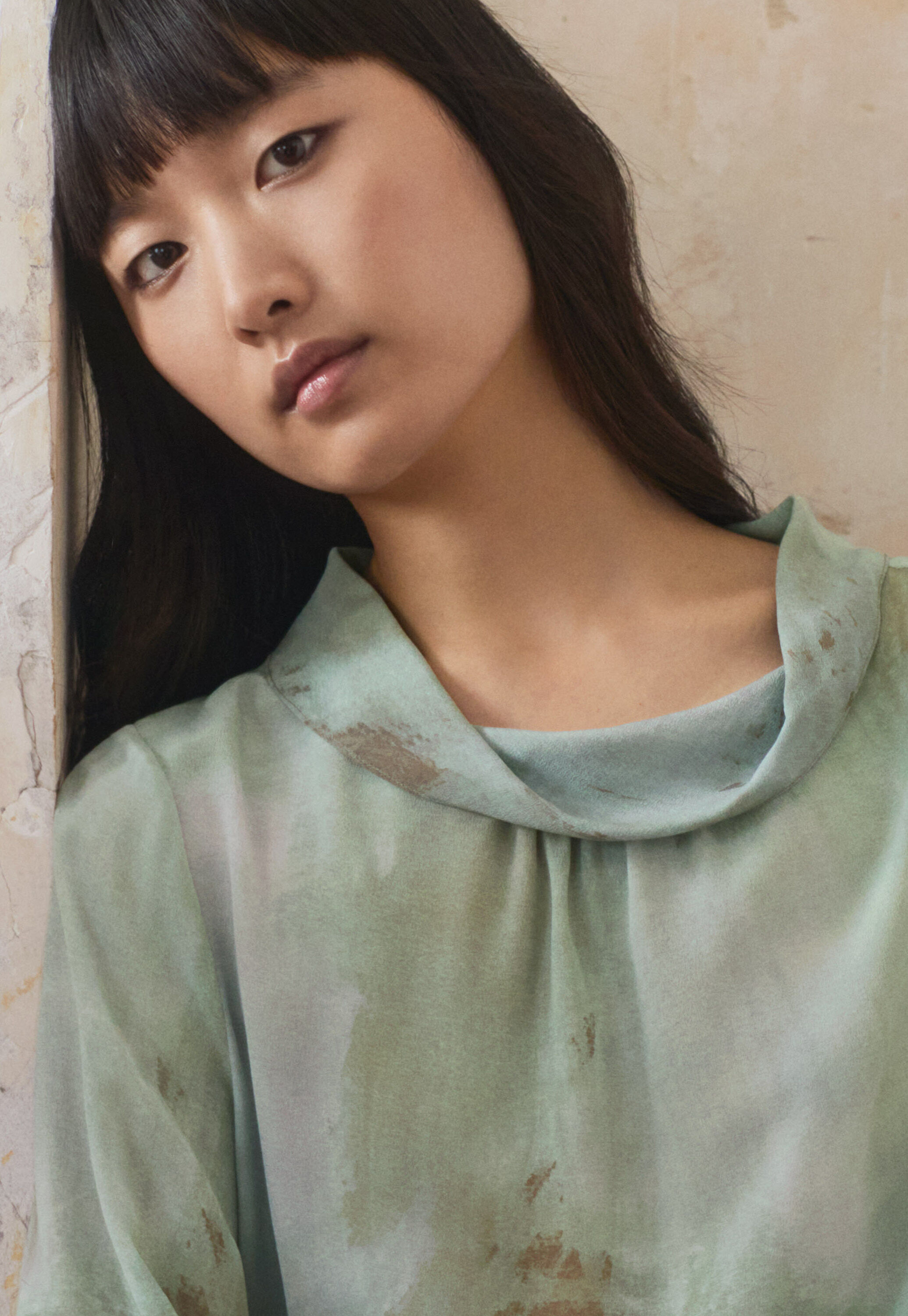 Printed cowl-neck top