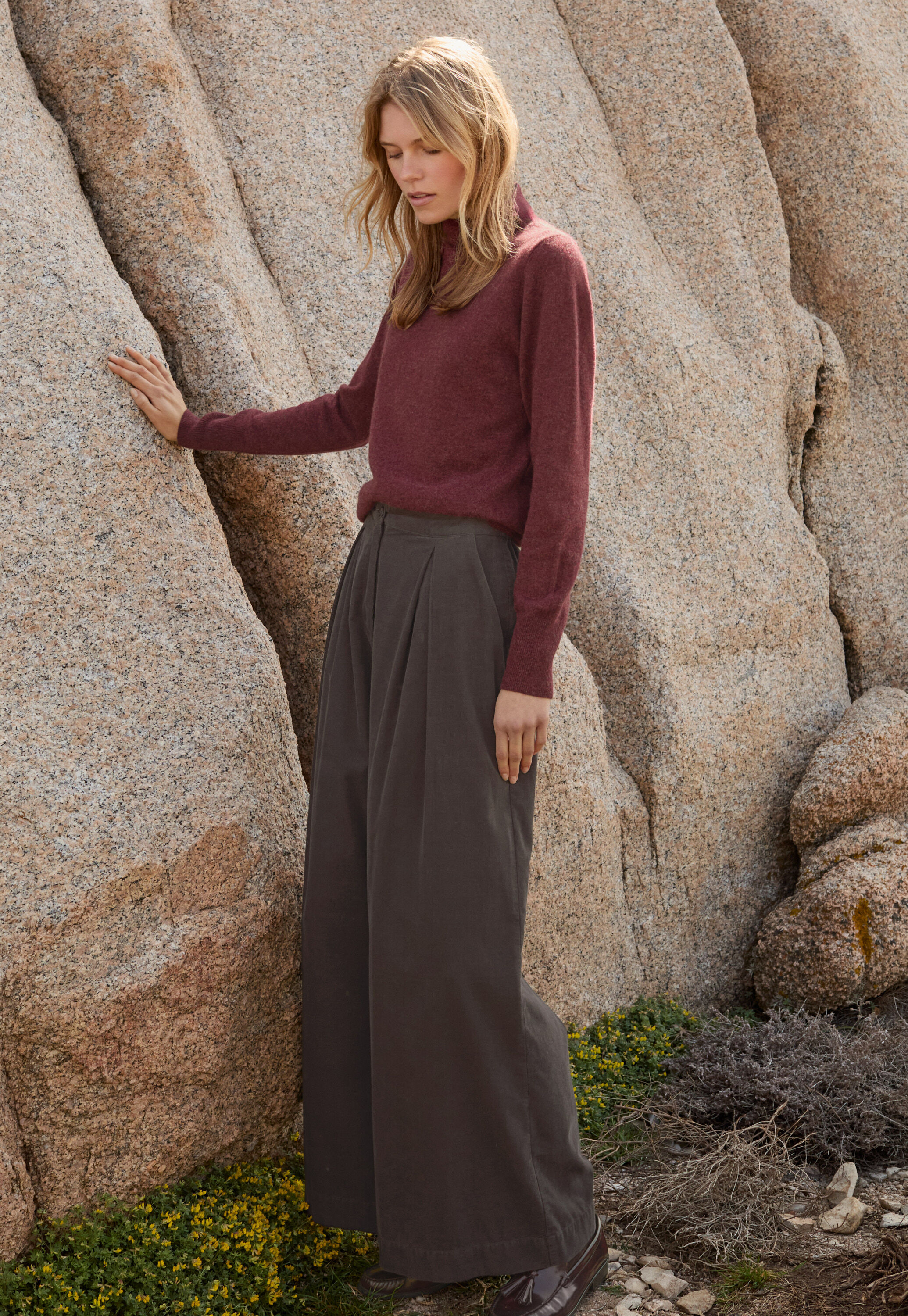 Fine cord wide-leg trousers