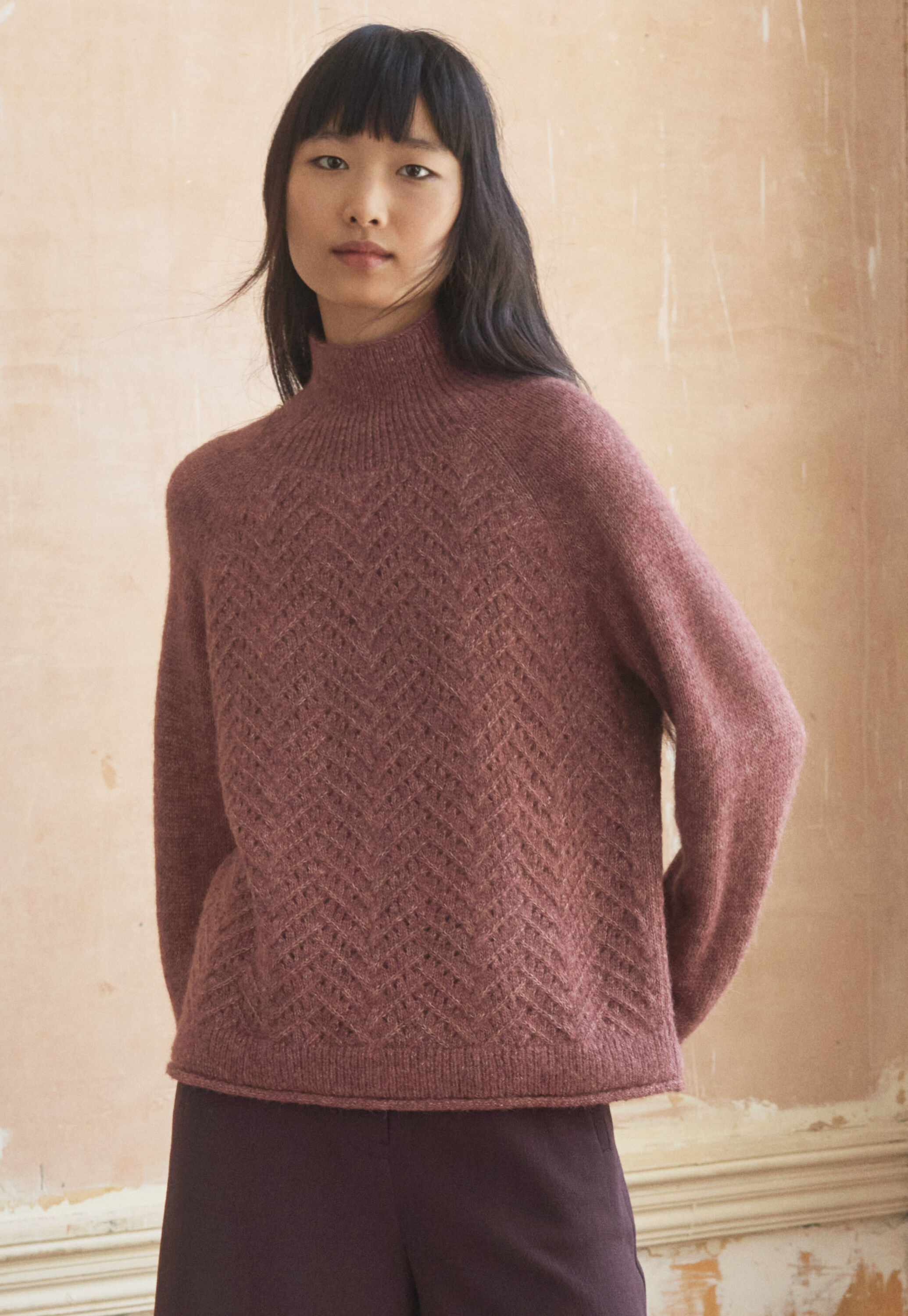 Round-neck sweater