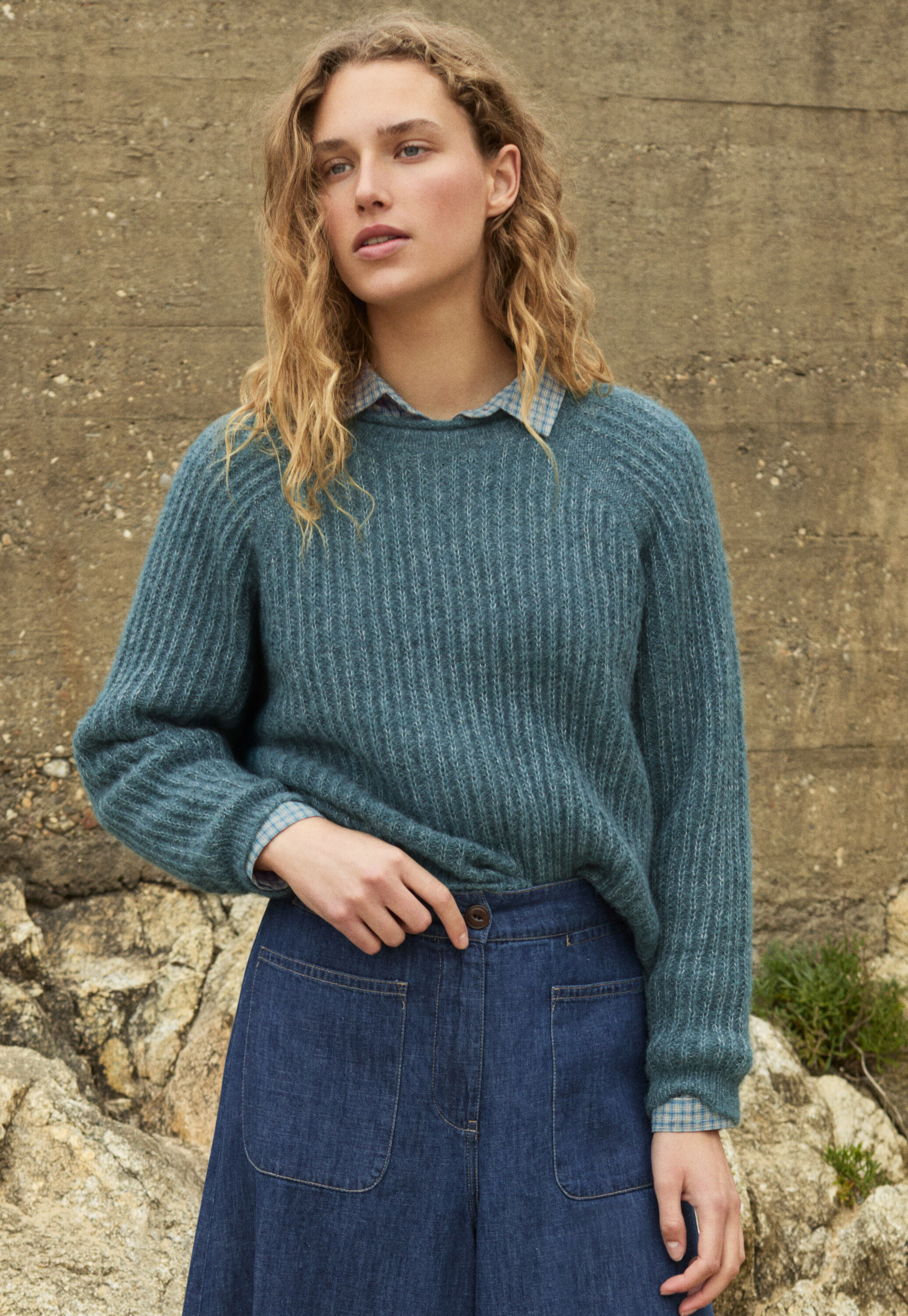 Round-neck sweater