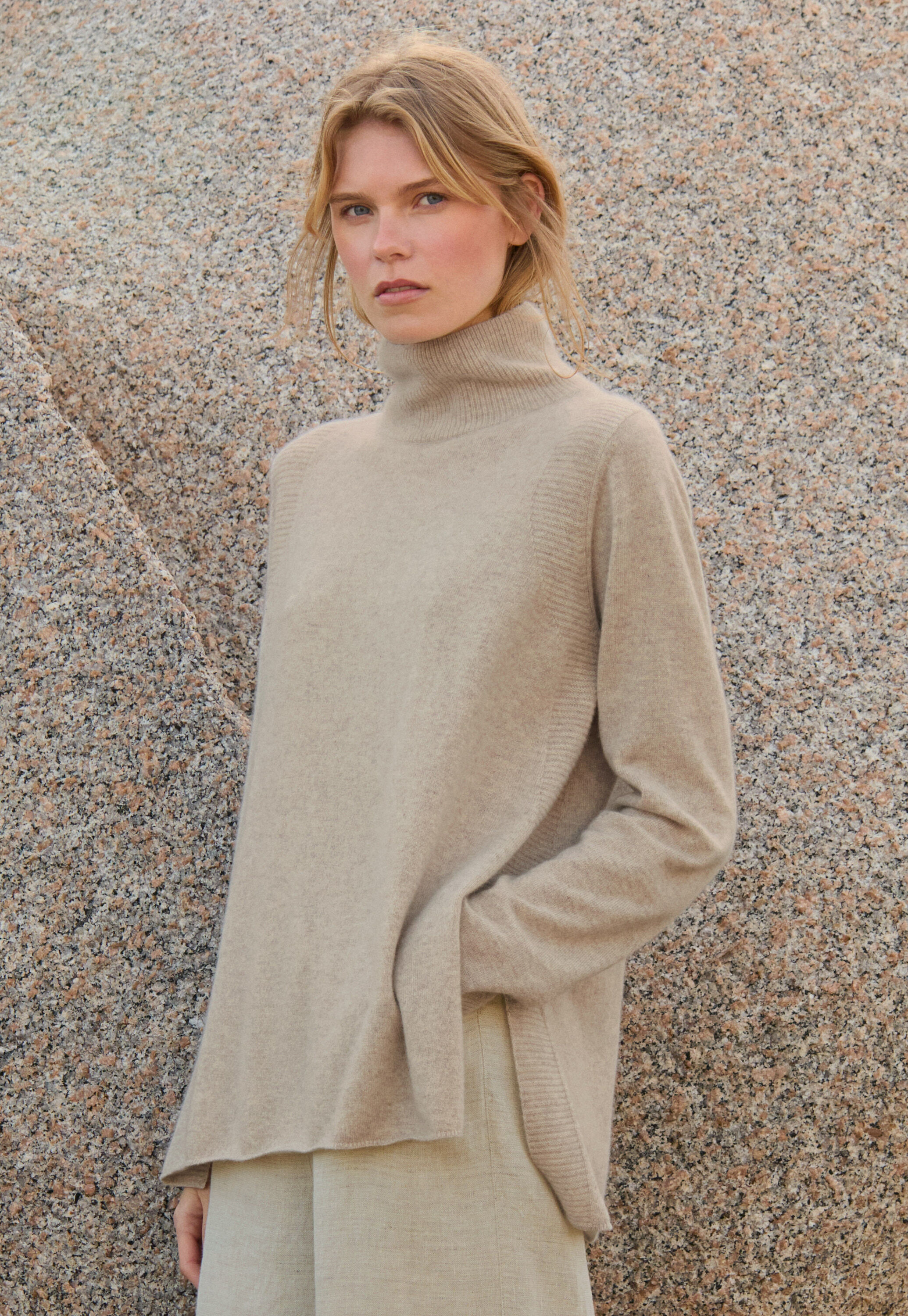 Round-neck sweater
