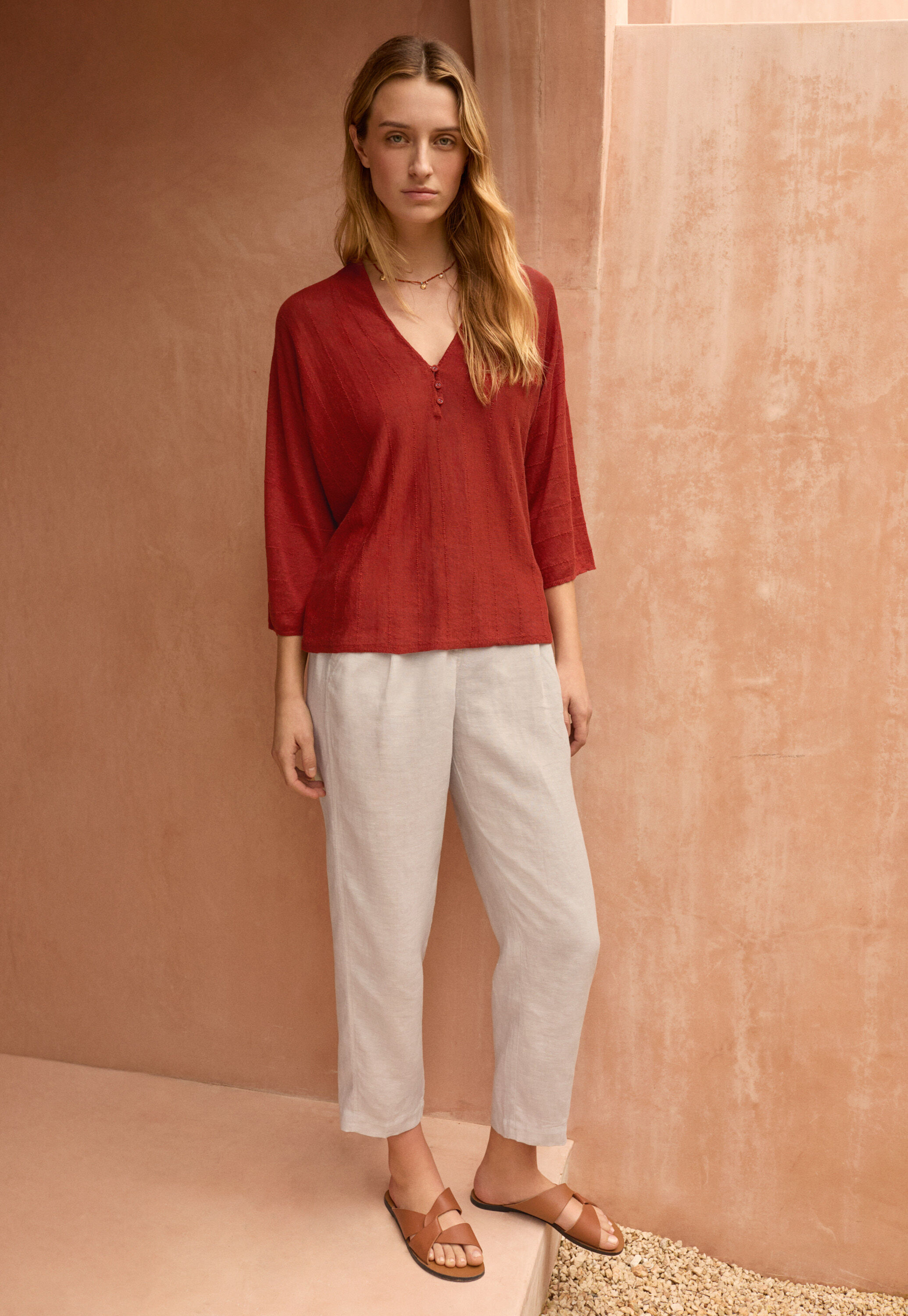 Cropped tapered trousers