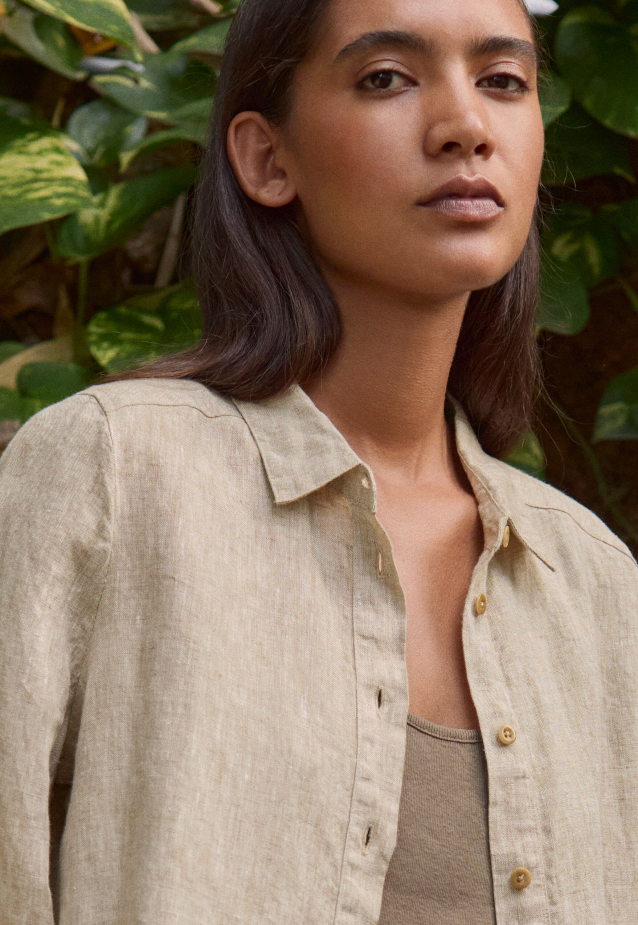 Deep side-split shirt