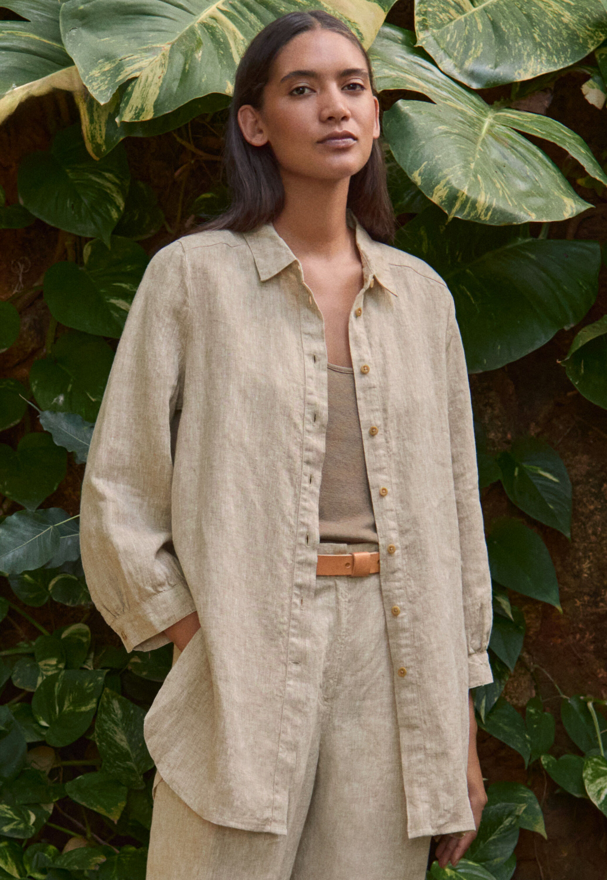 Deep side-split shirt