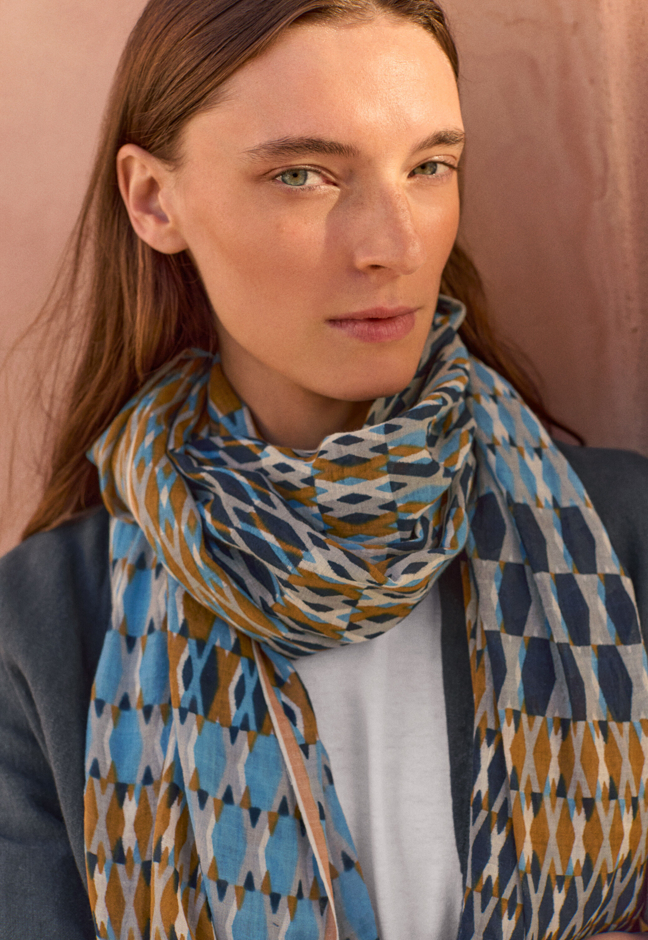 Cotton diamond scarf
