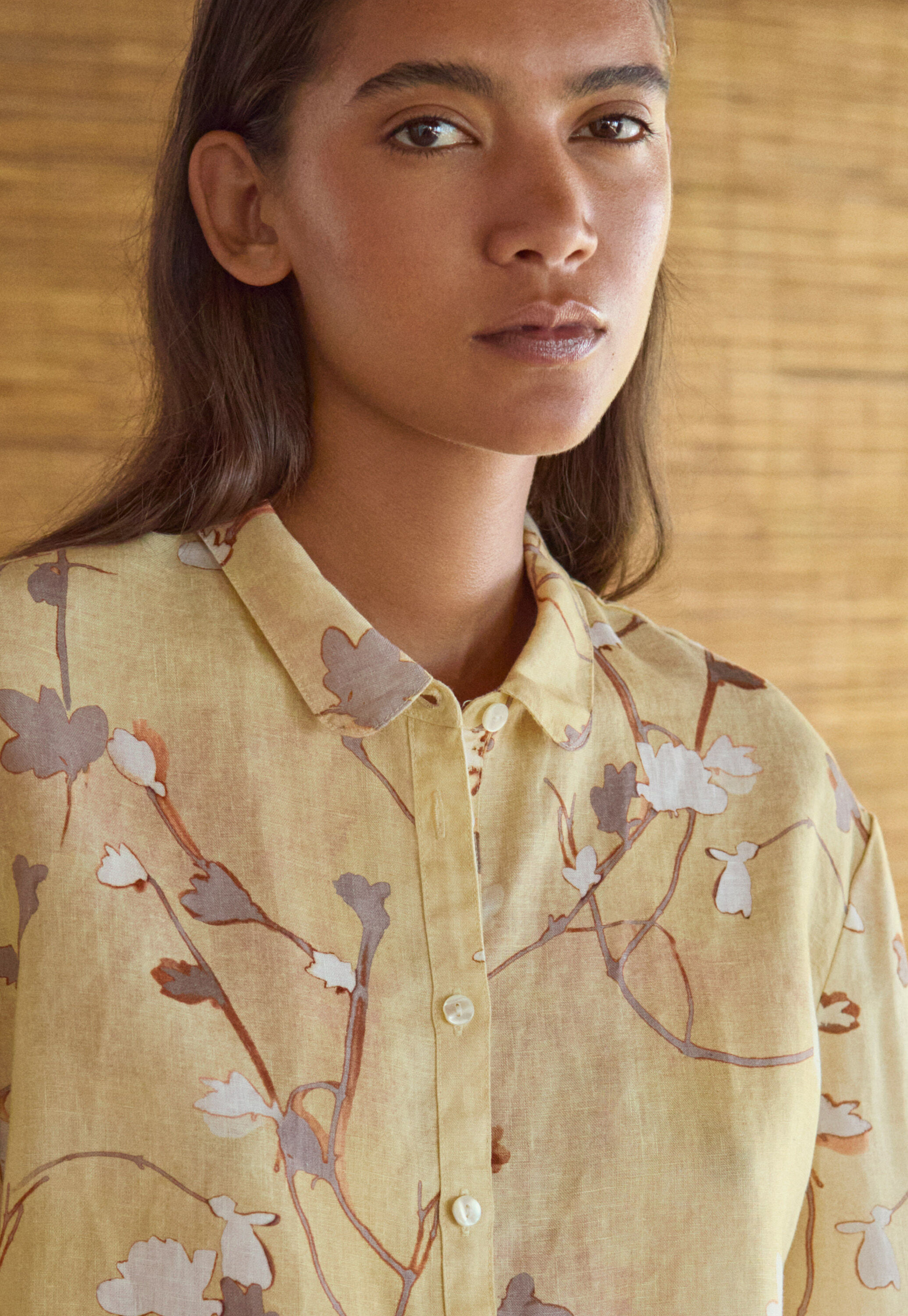 Printed pleat-sleeve shirt