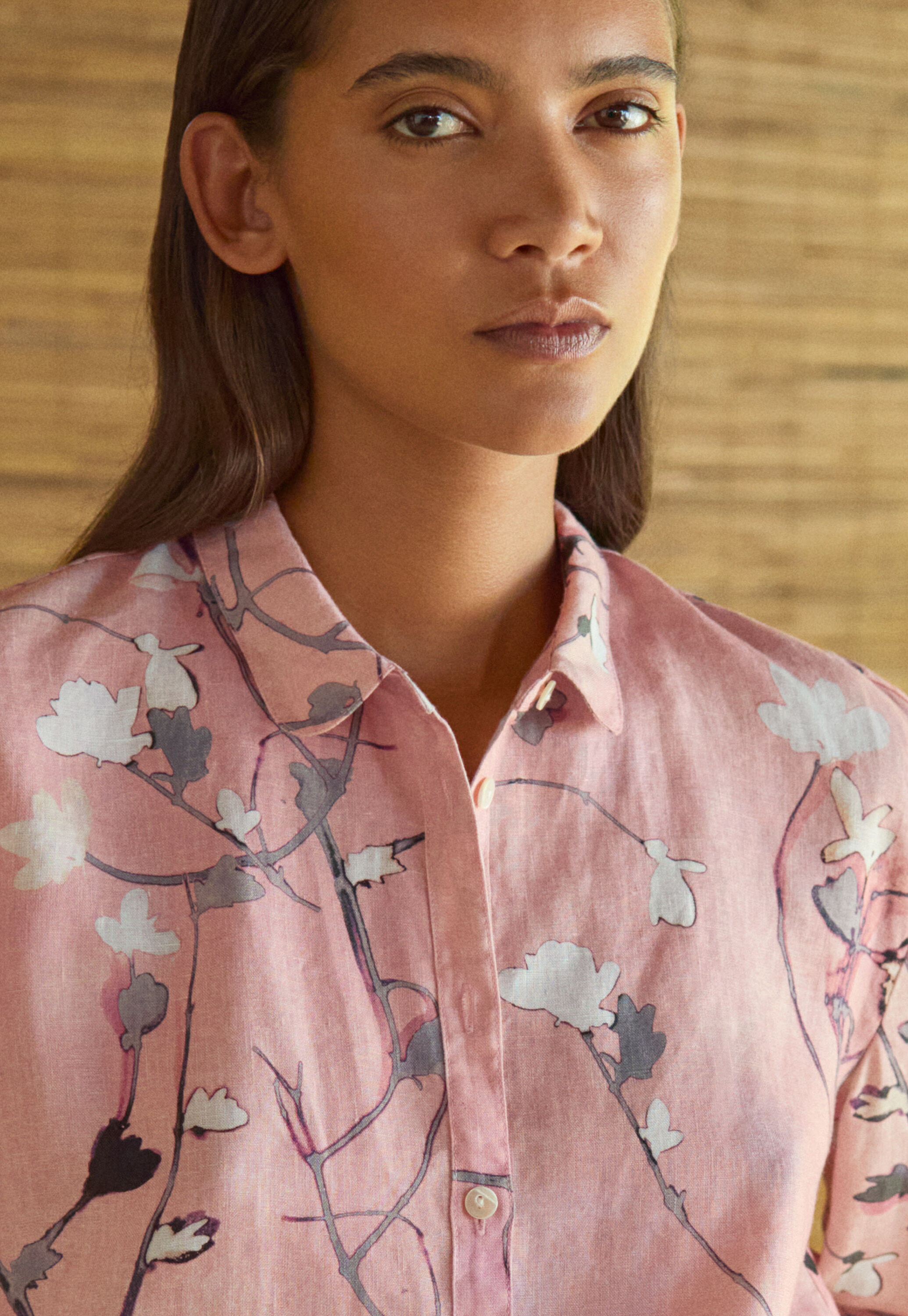 Printed pleat-sleeve shirt