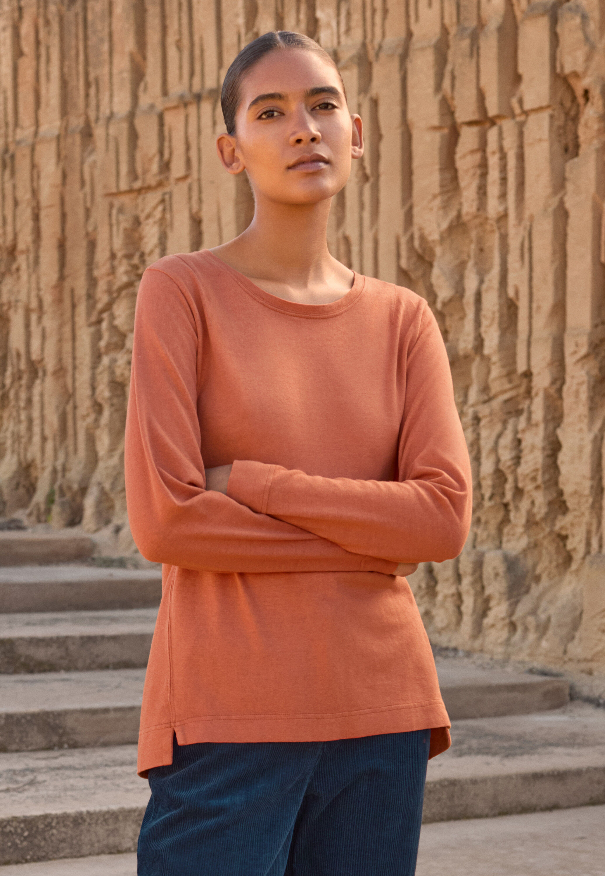 Funnel-neck top