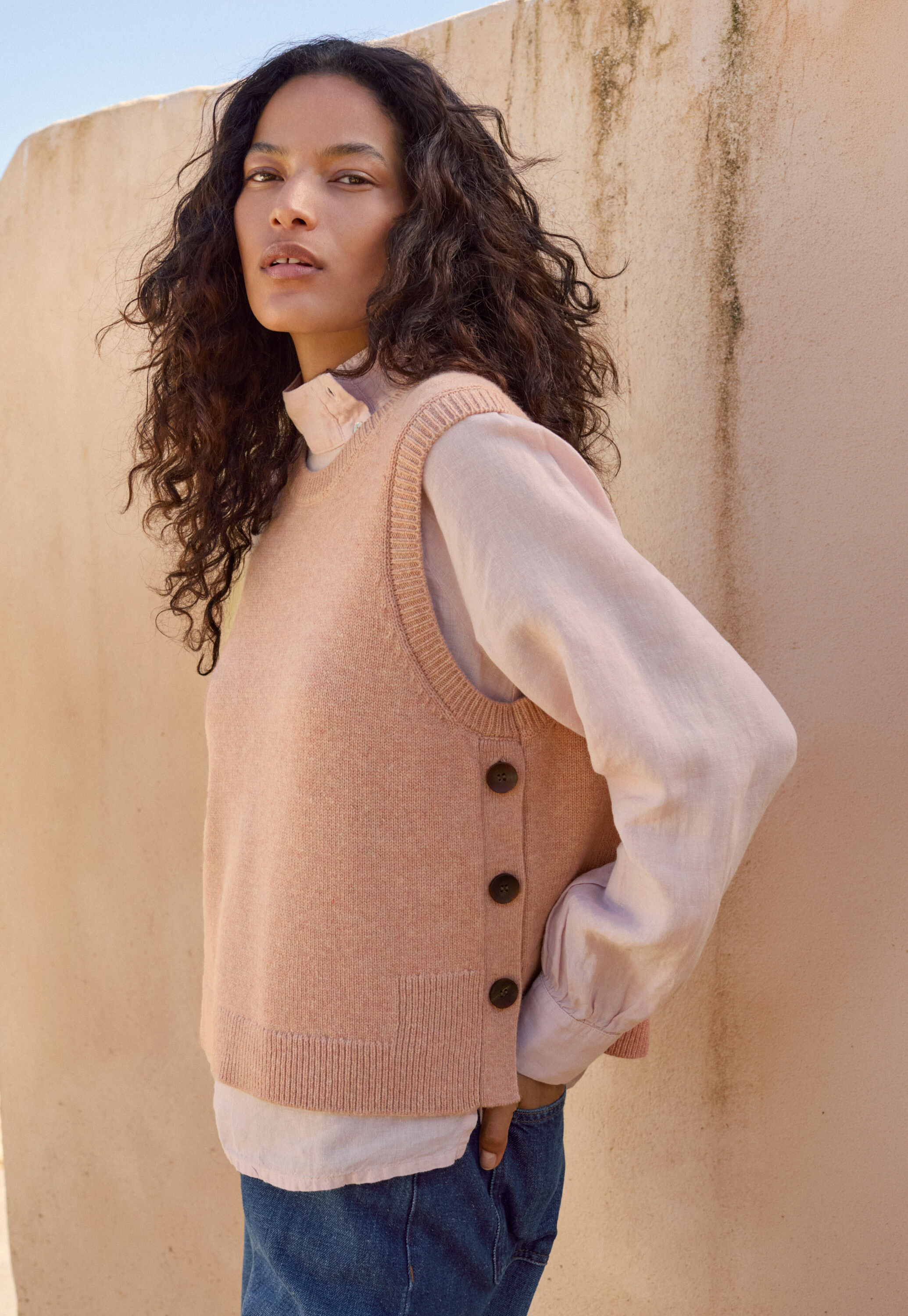 Sleeveless sweater, Soft apricot, large