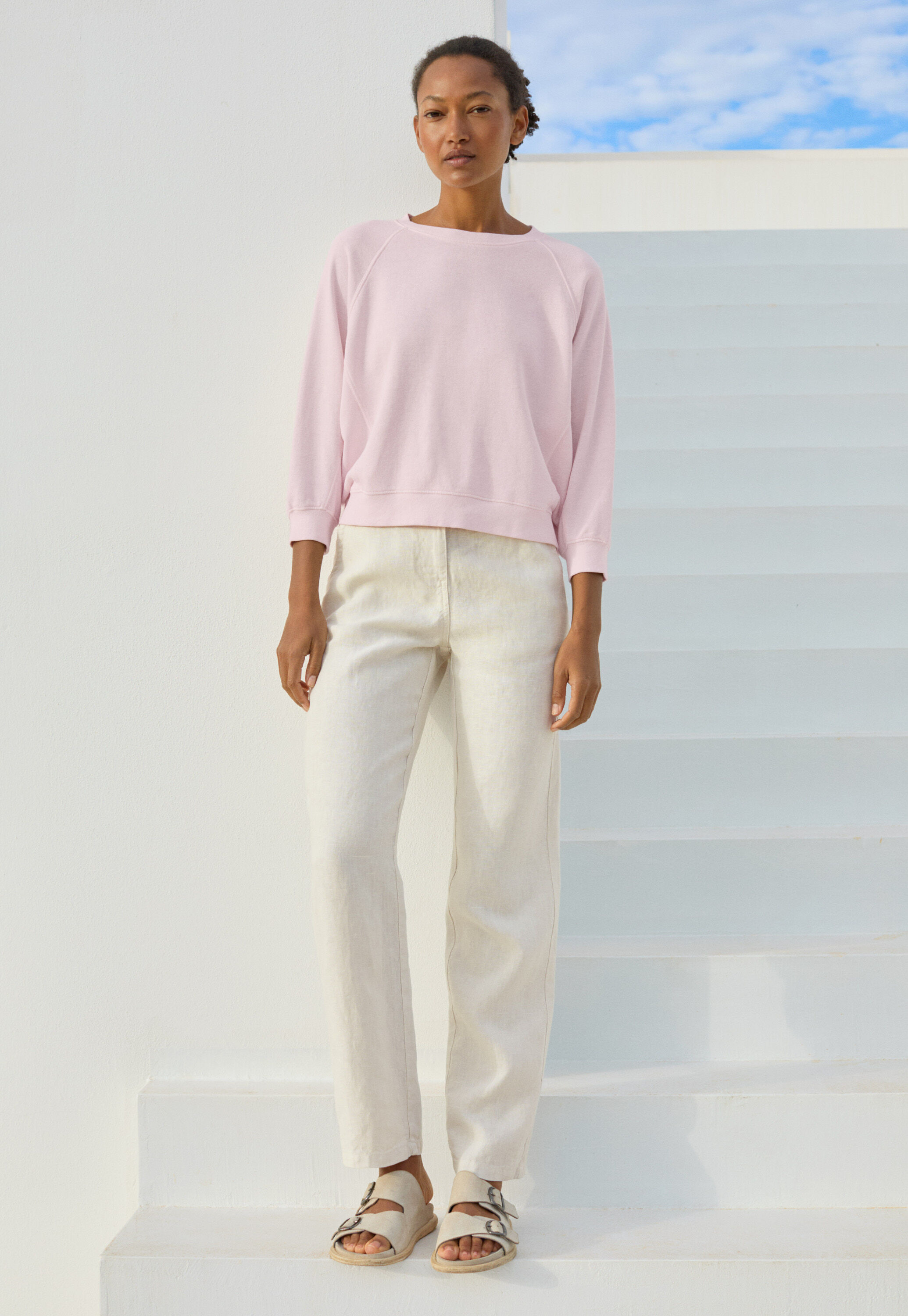 Raglan-sleeve top