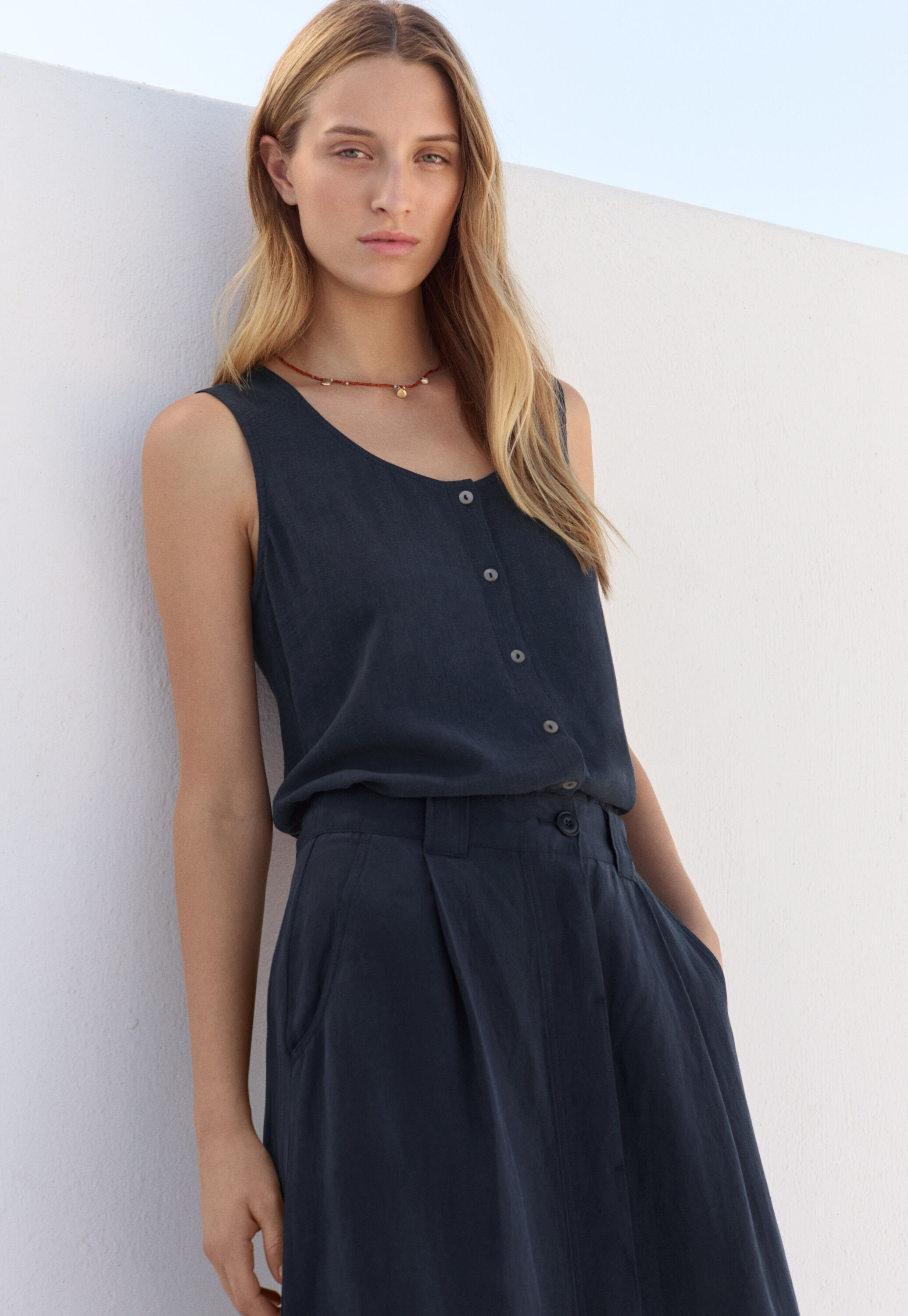 Sleeveless top