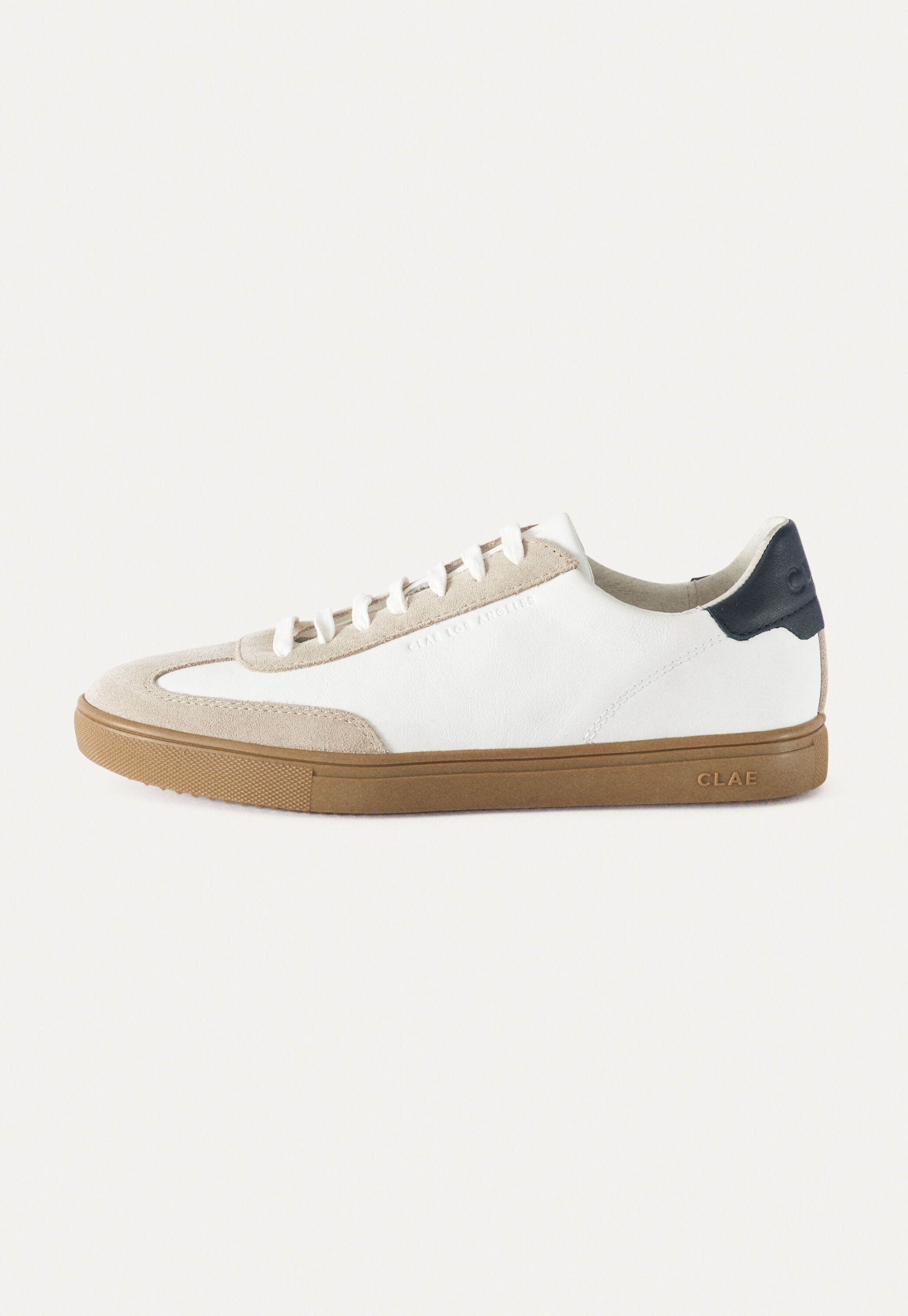 Gum-sole trainers