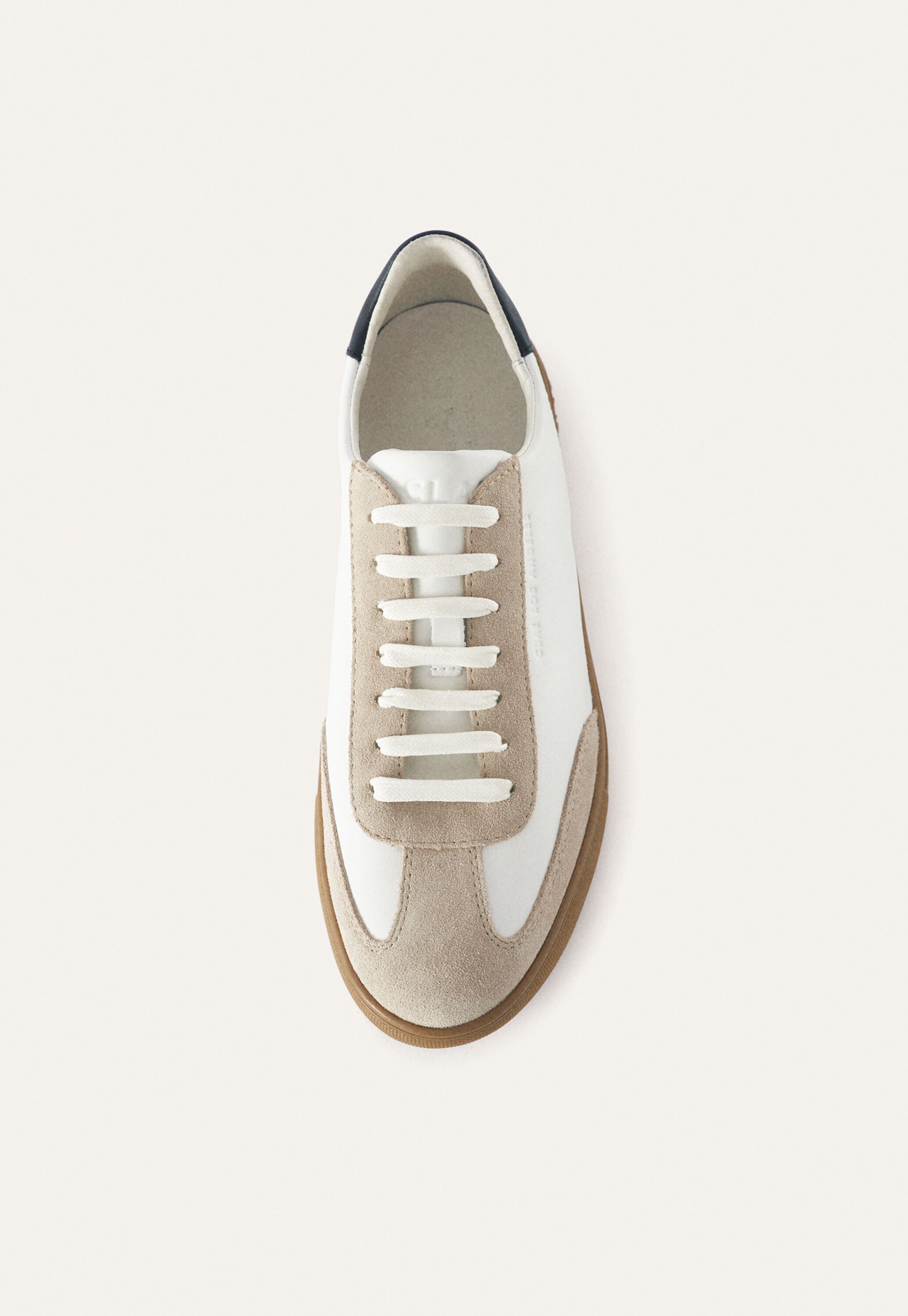 Gum-sole trainers