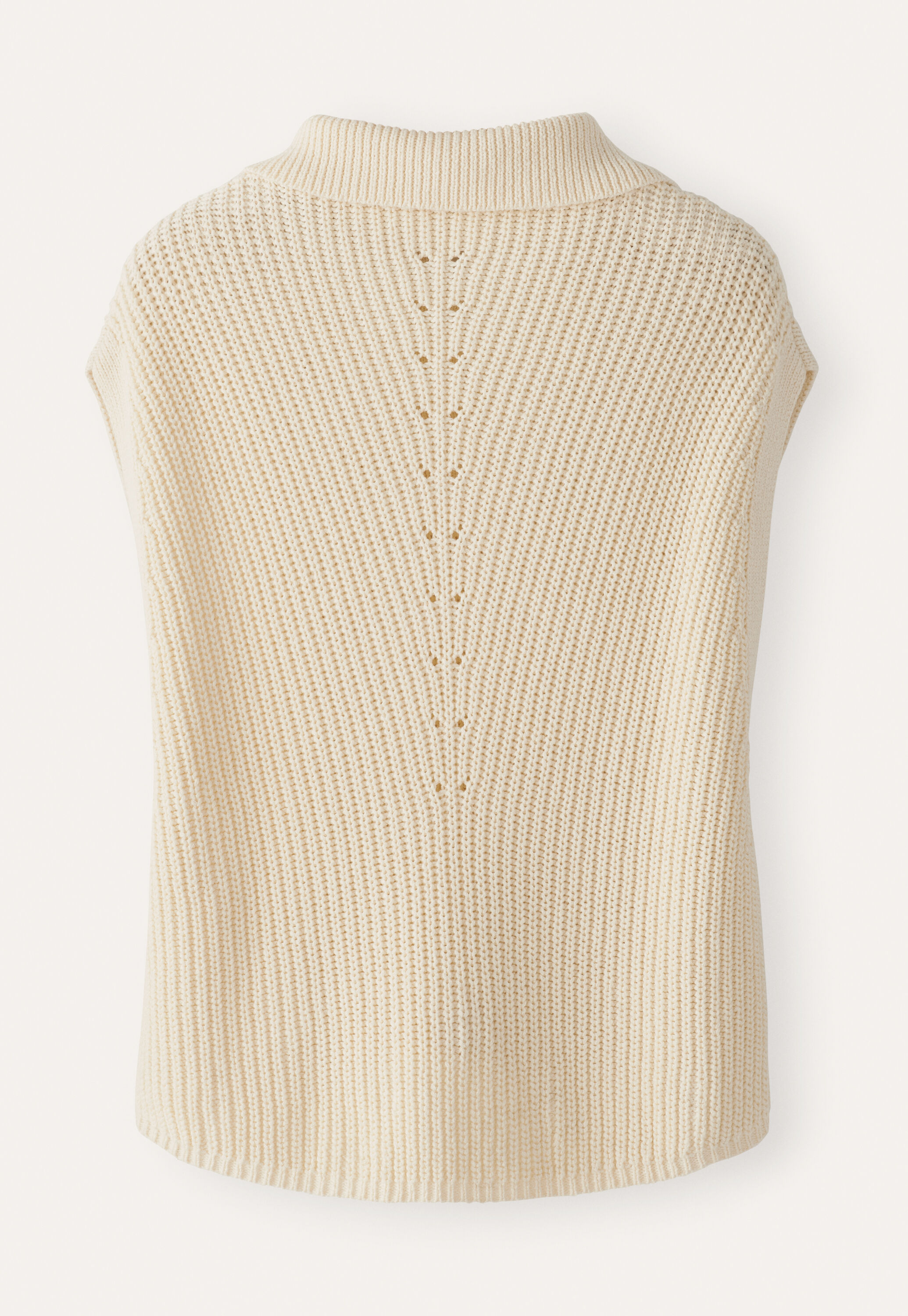 Sleeveless sweater