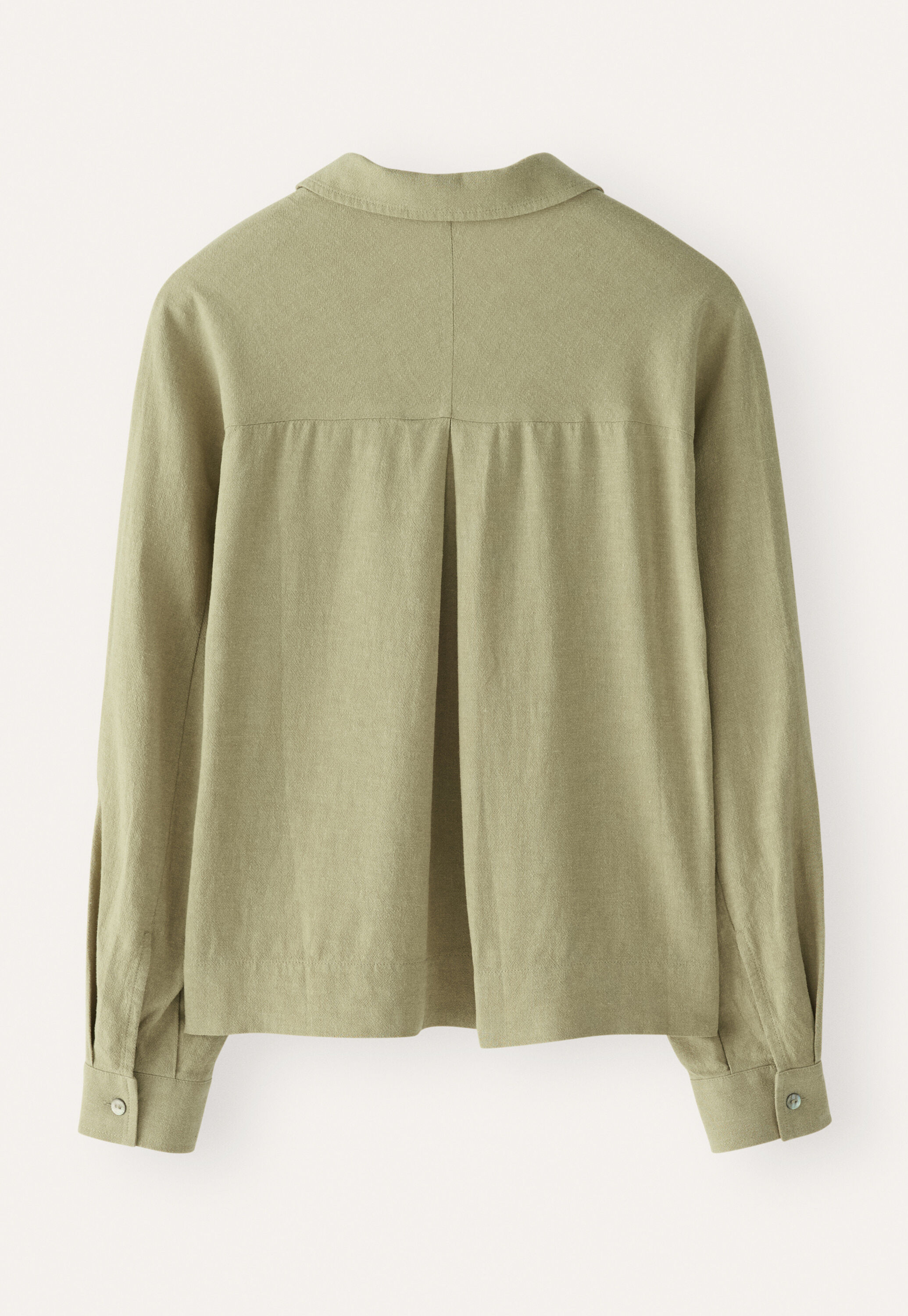 Curved-sleeve blouse