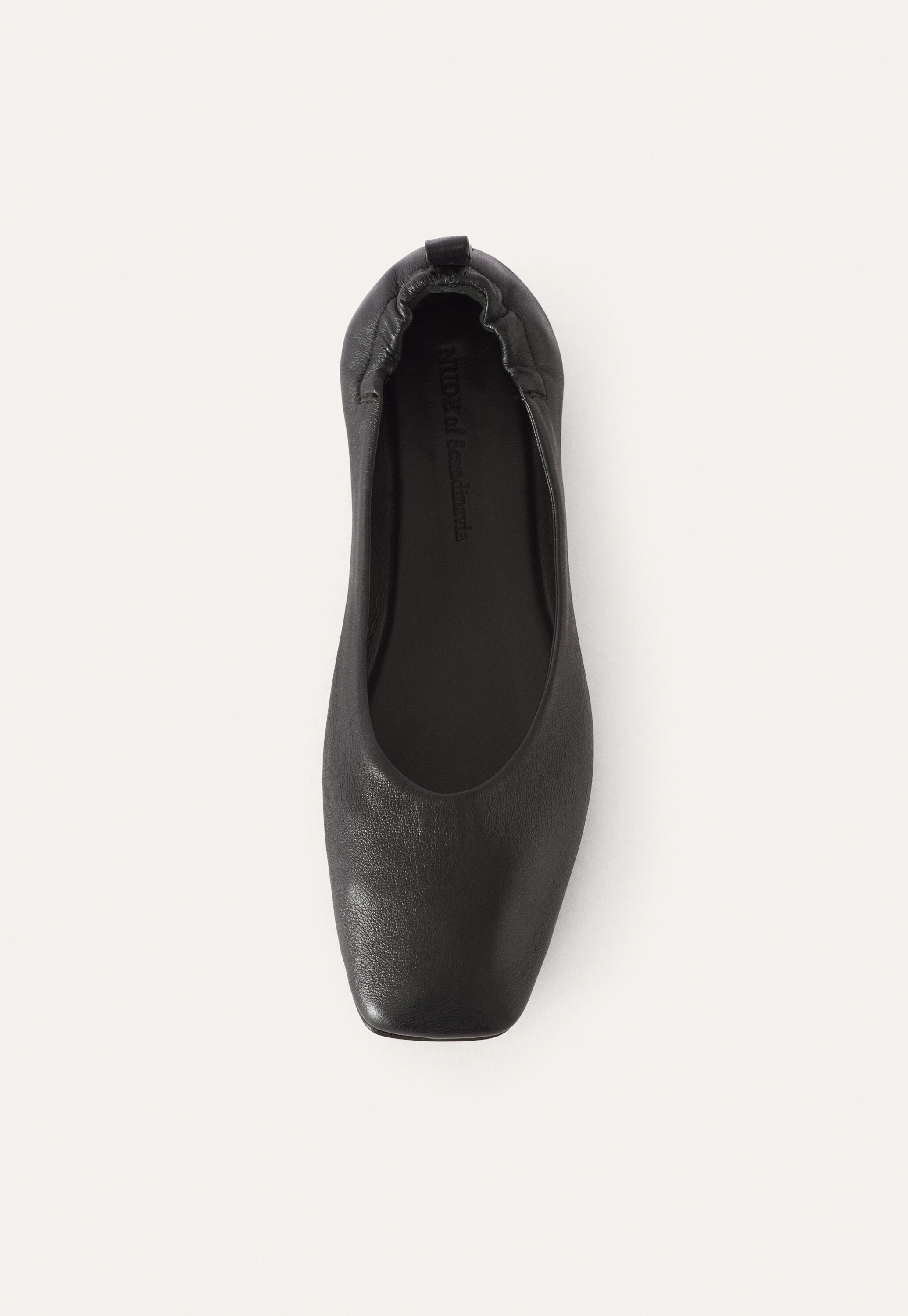 Square-toe pumps