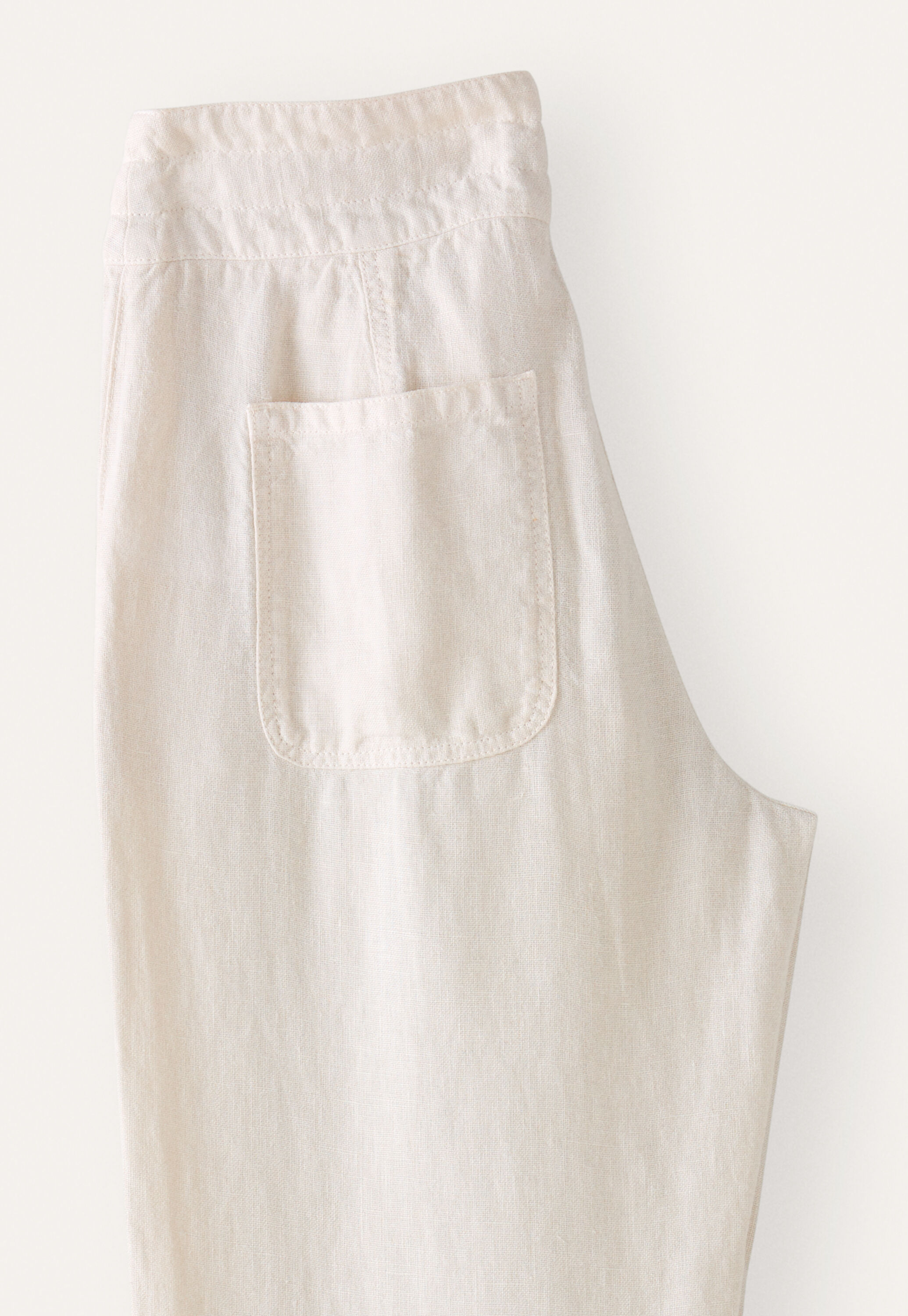 Relaxed straight-leg trousers