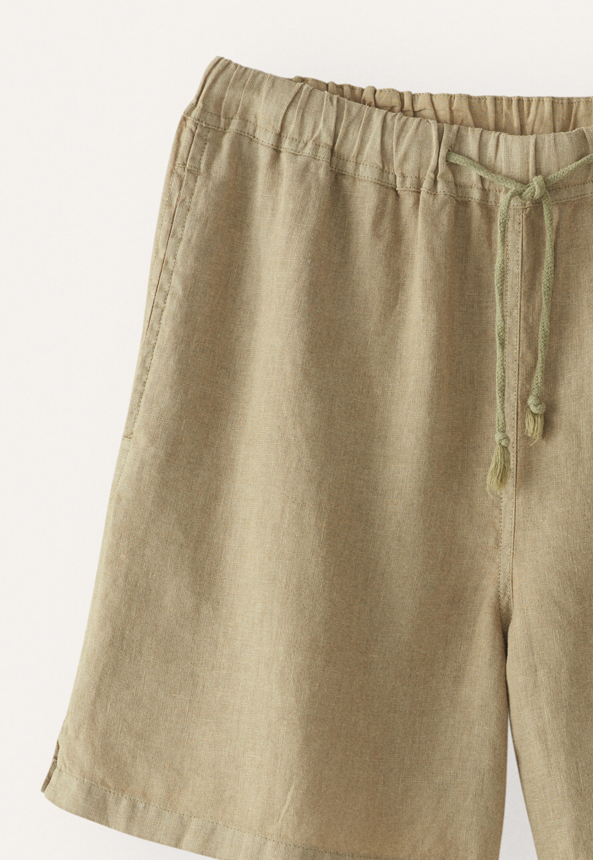 Pull-on shorts