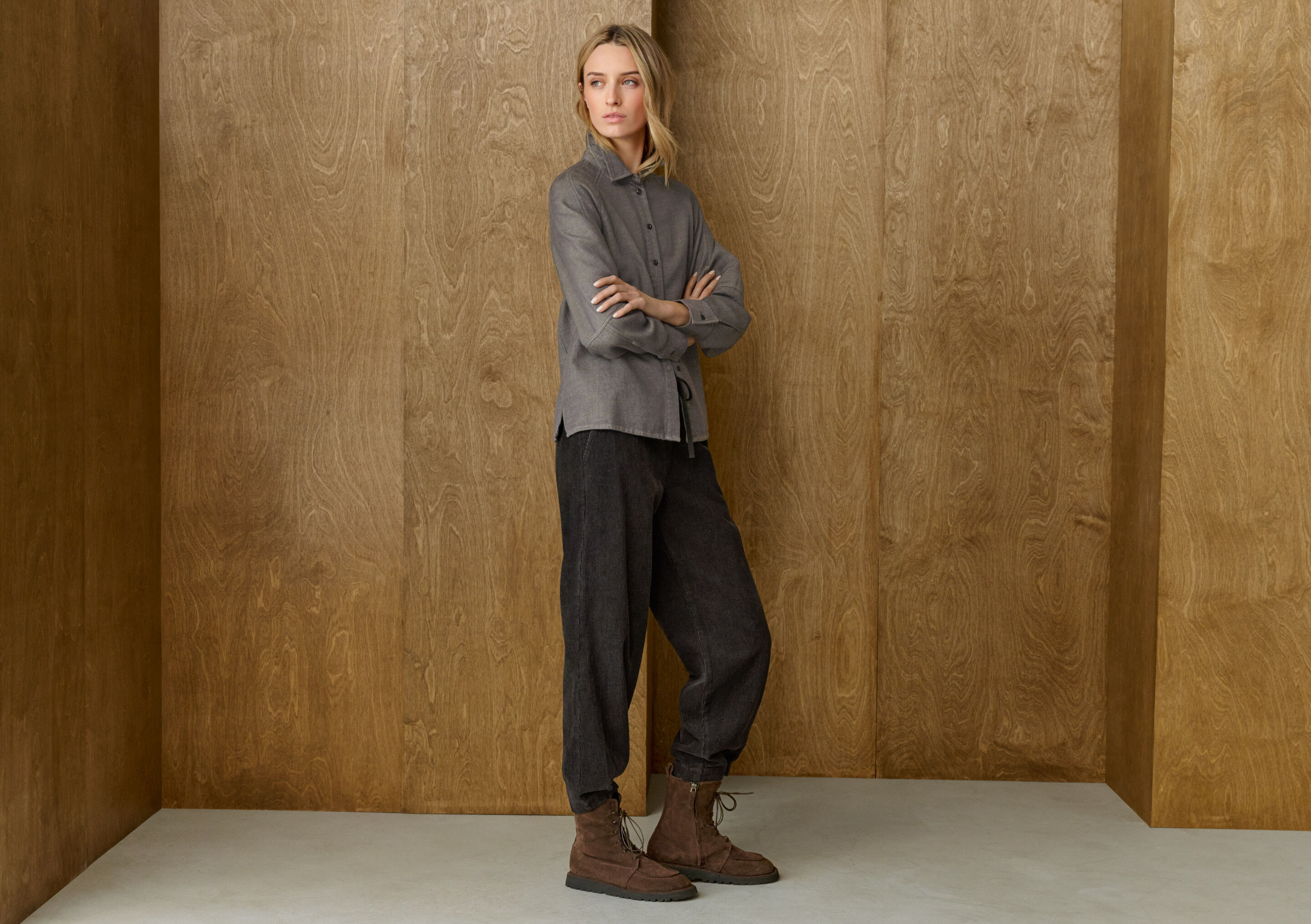 Raglan-sleeve blouse