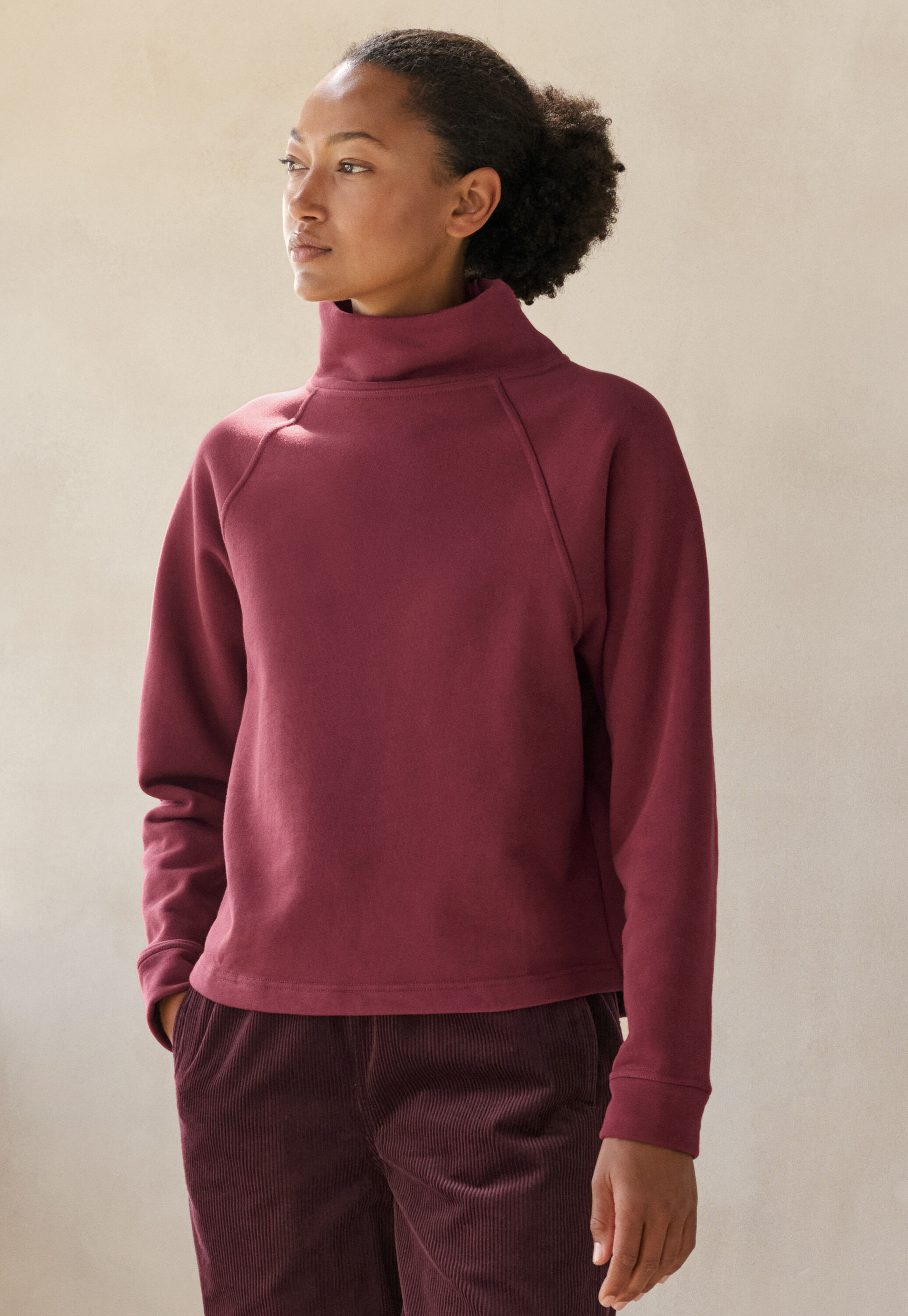 Funnel-neck top