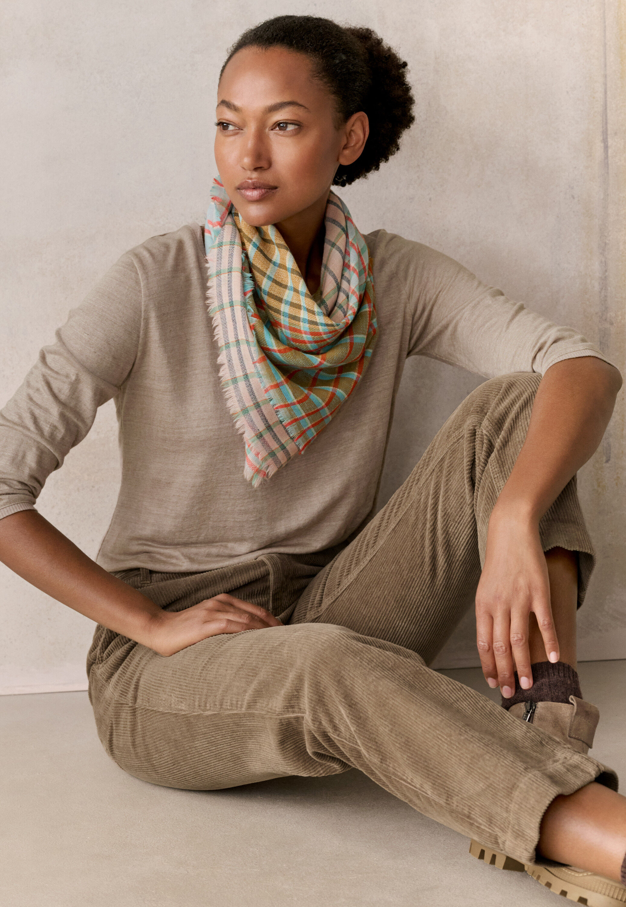 Slim cropped trousers, Taupe brown, large