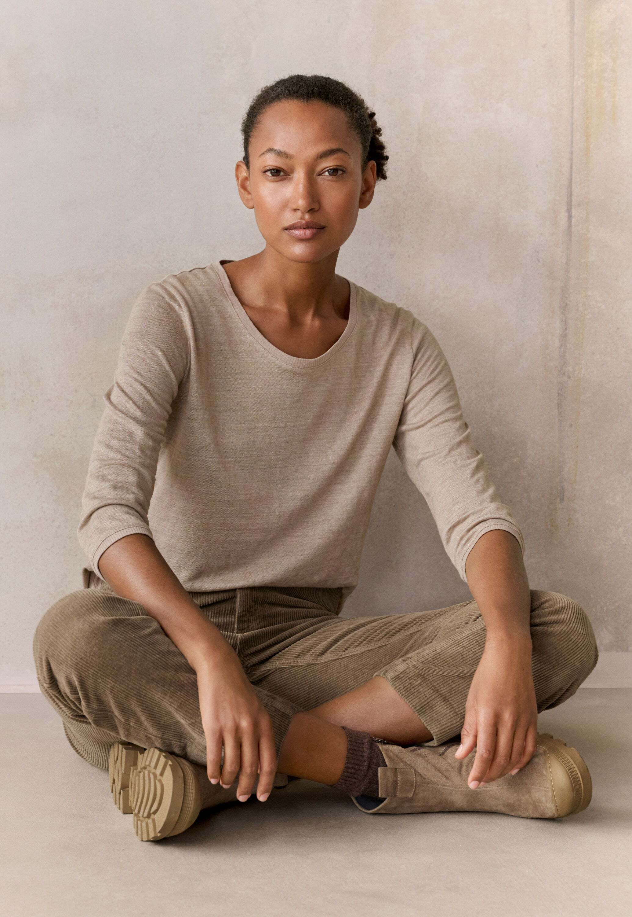 Funnel-neck top
