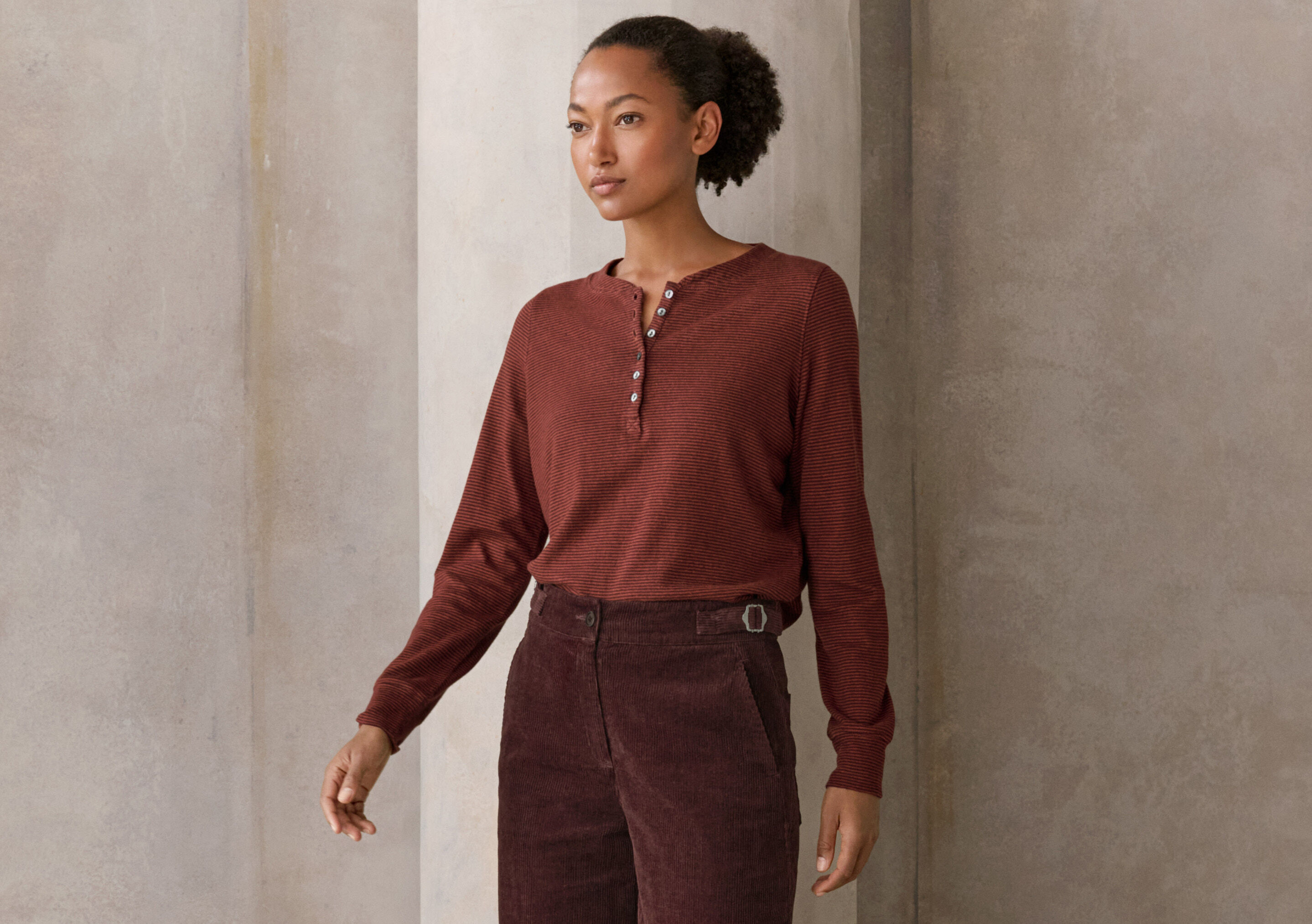 Funnel-neck top