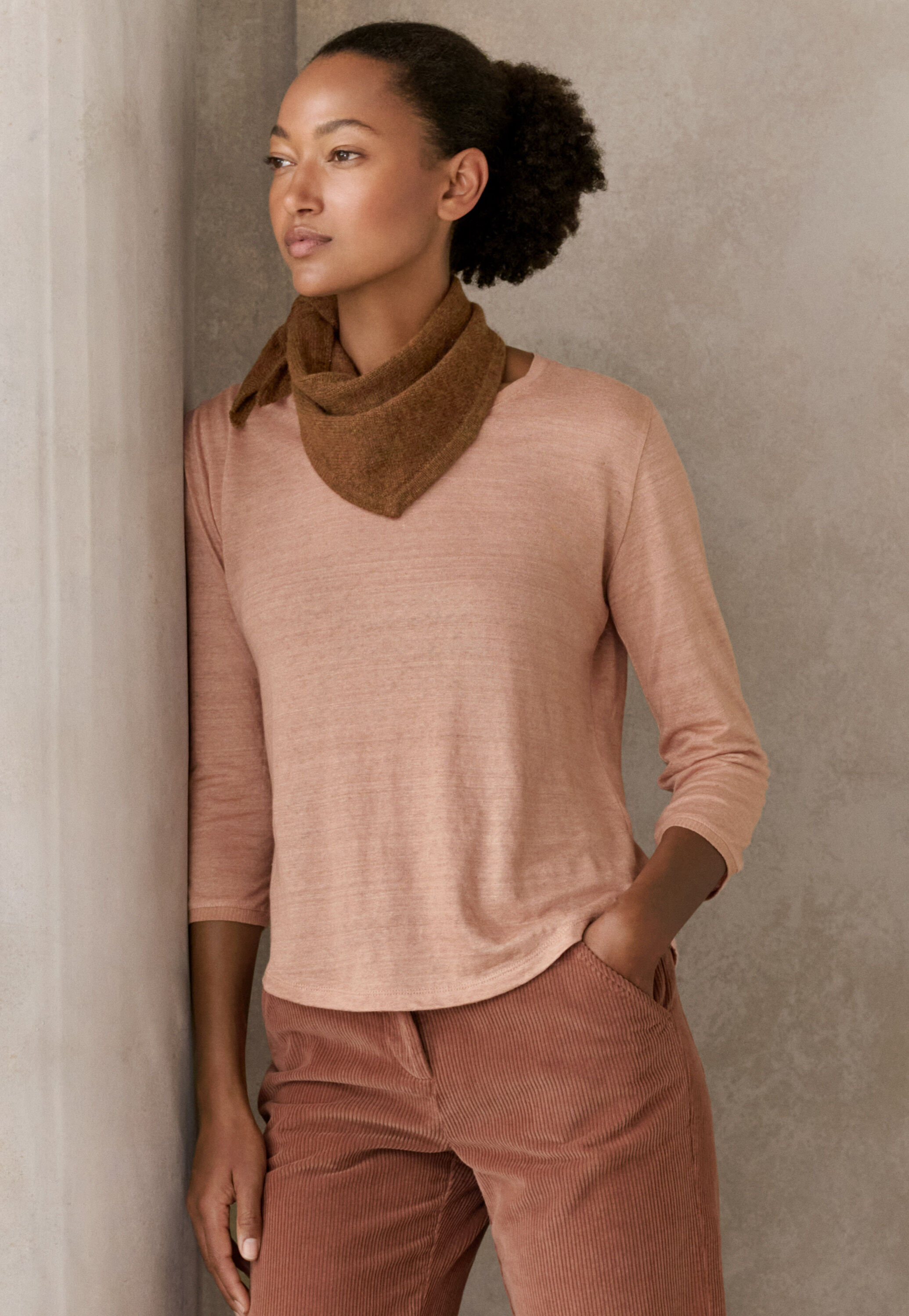 Funnel-neck top