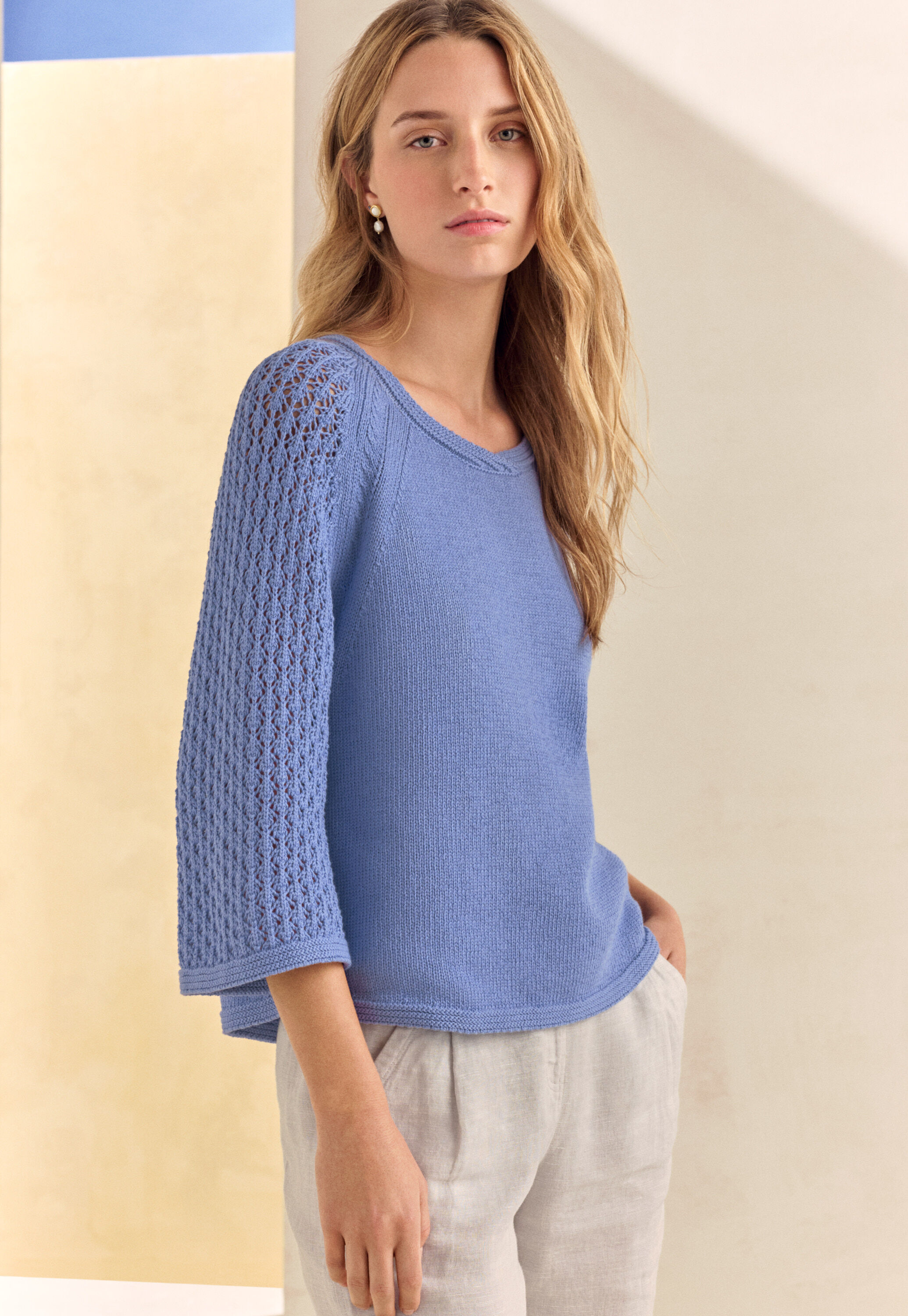 Lace-stitch-sleeve sweater