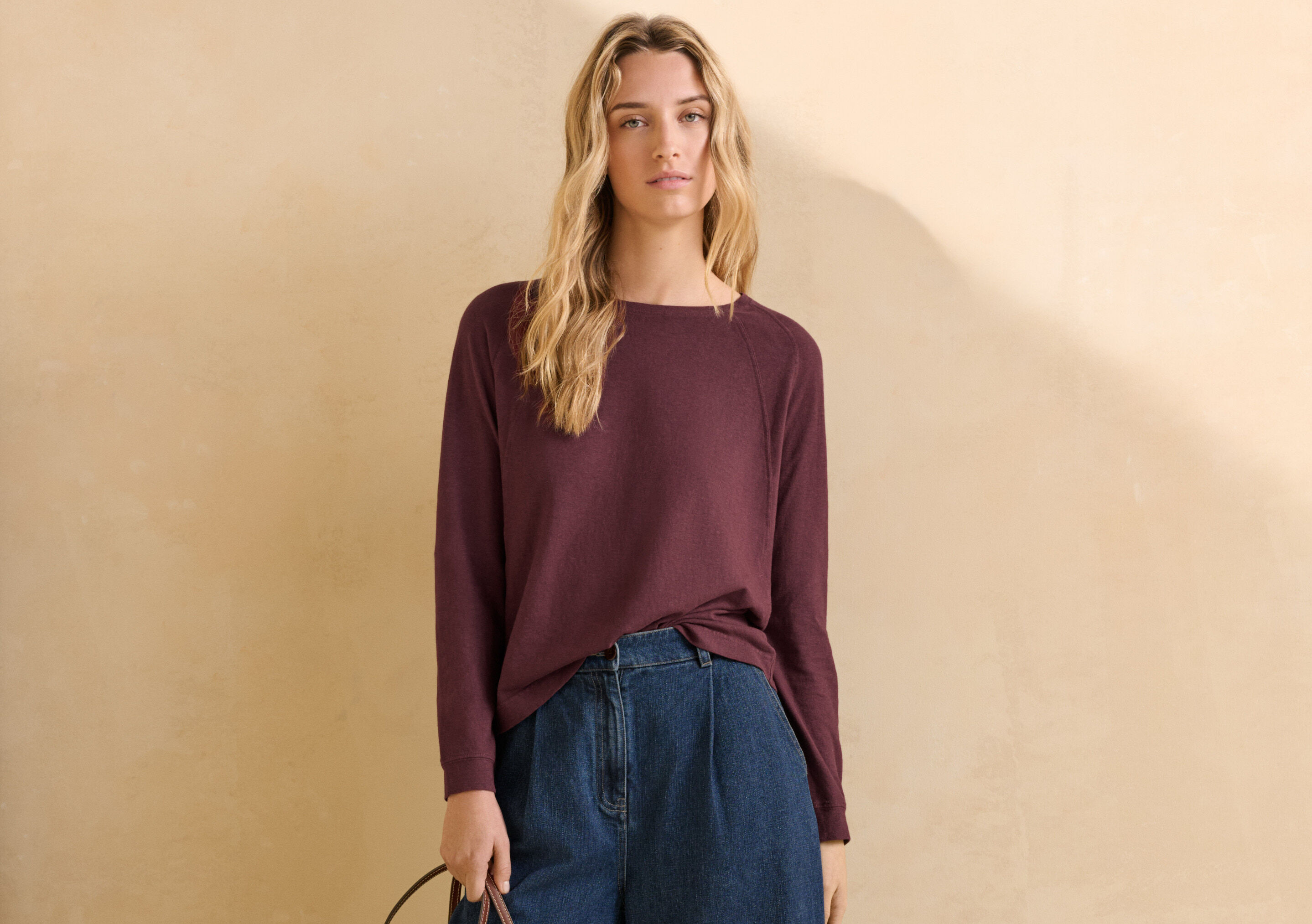Funnel-neck top