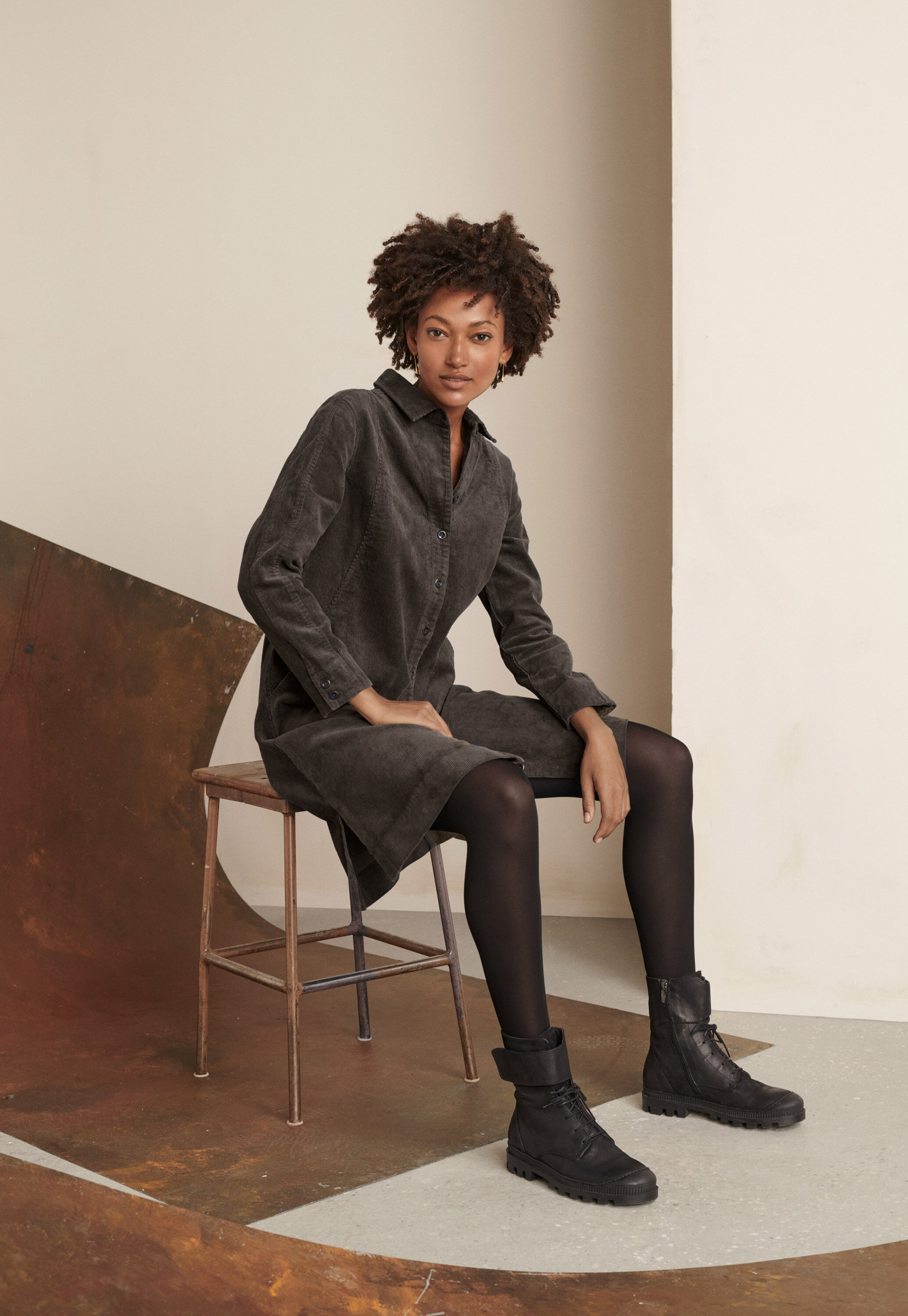 Lace-up boots