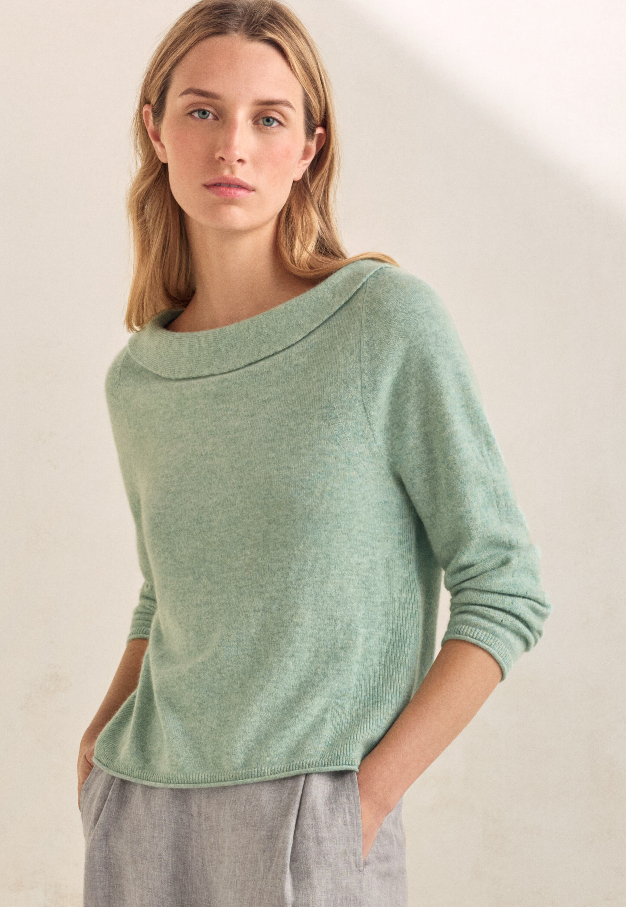 Turn-over boat-neck sweater