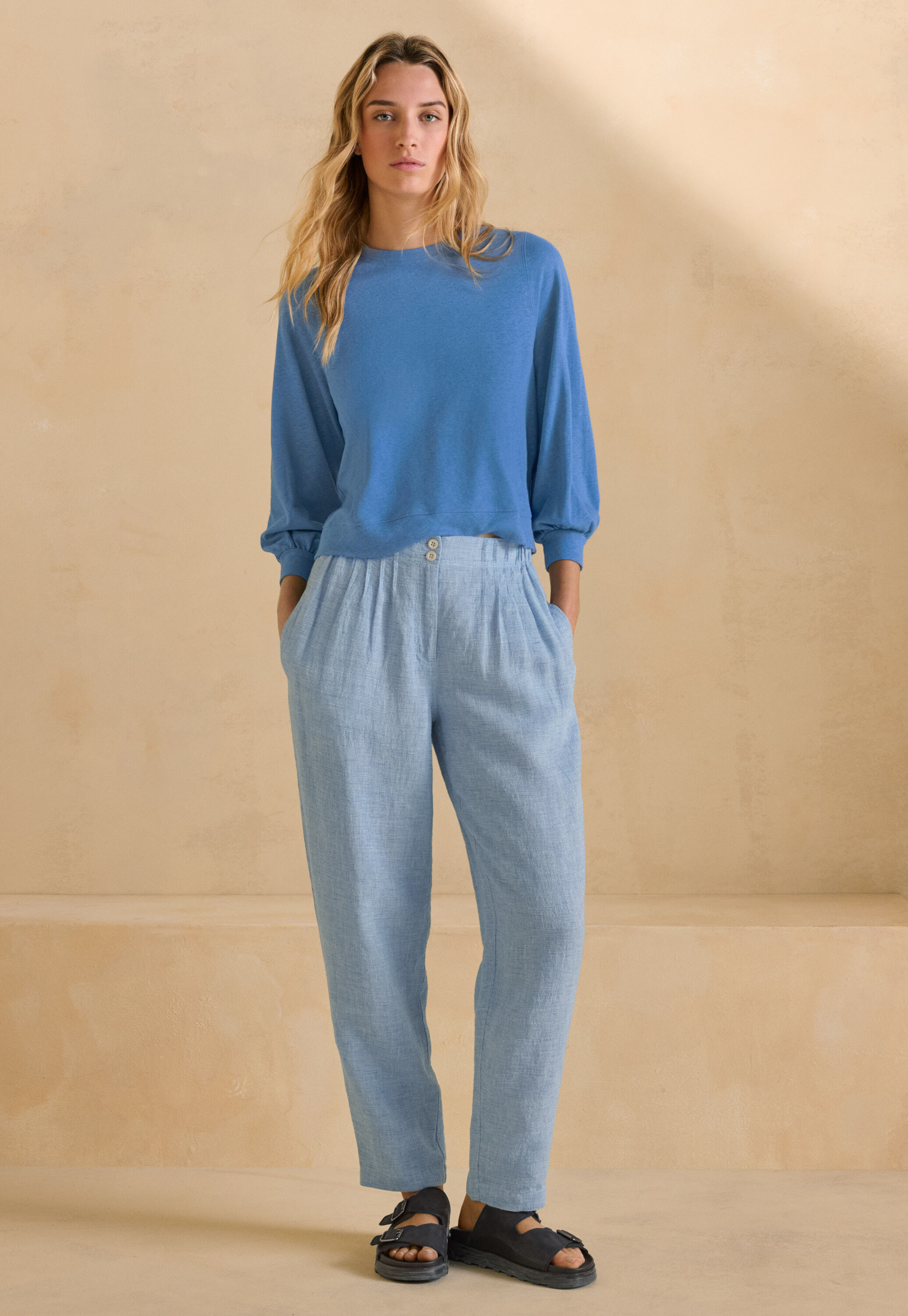 Funnel-neck top