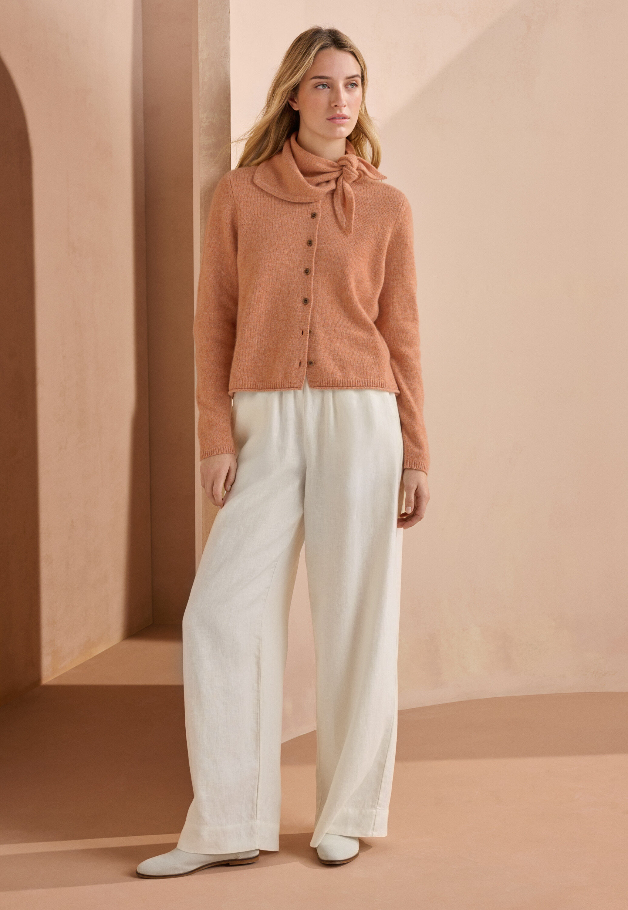 Wide-leg pull-on trousers