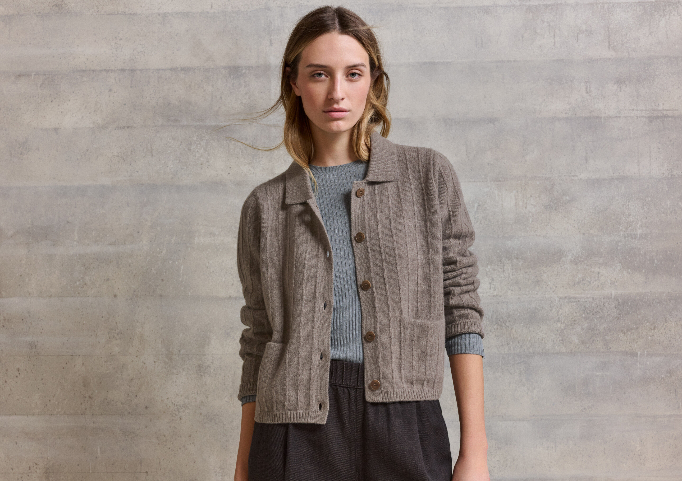 Collared cardigan