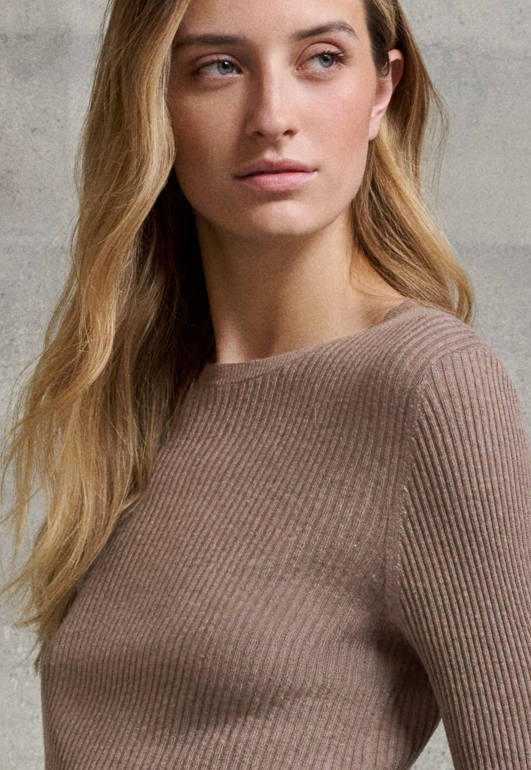 Ribbed sweater