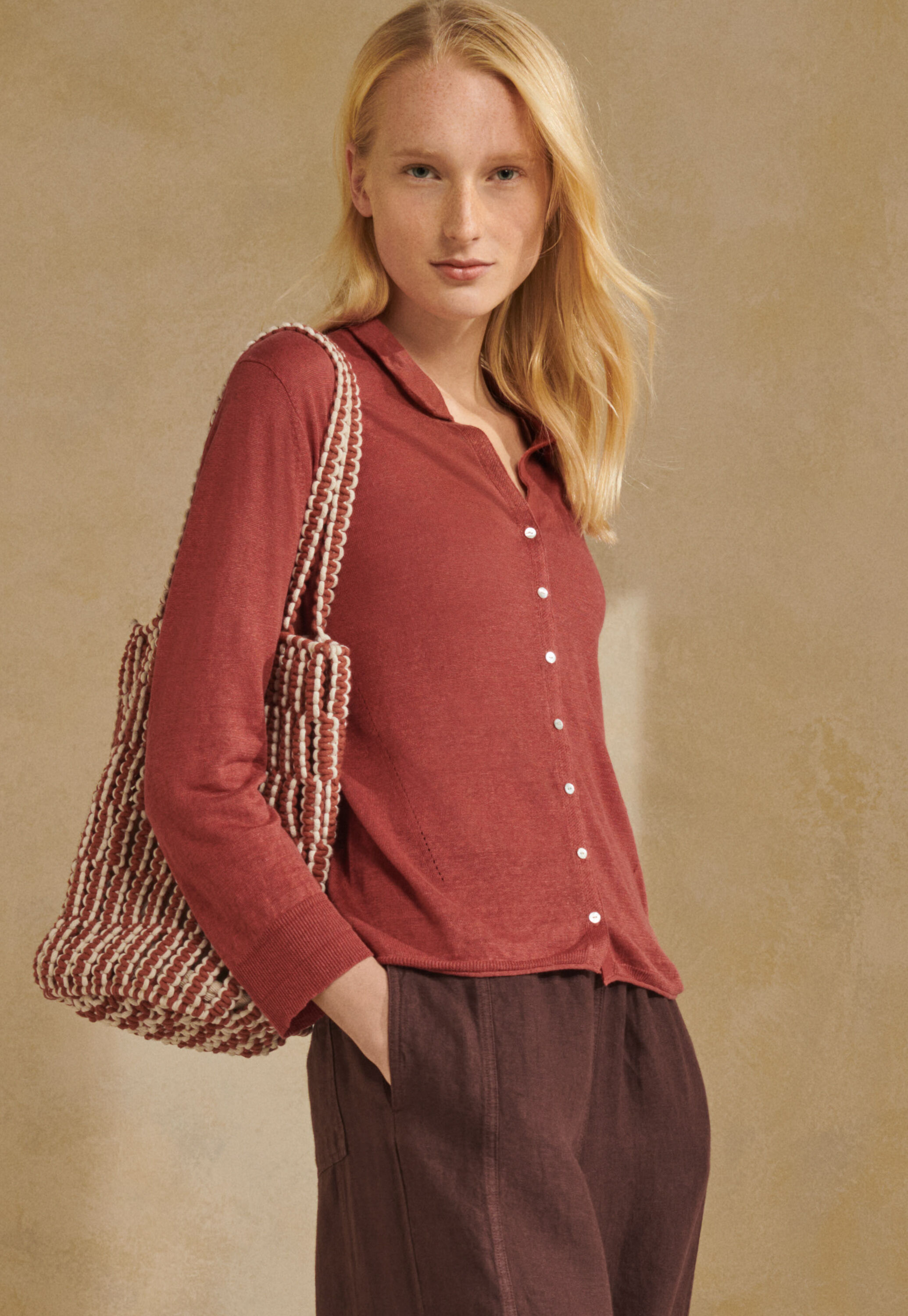 Collared cardigan