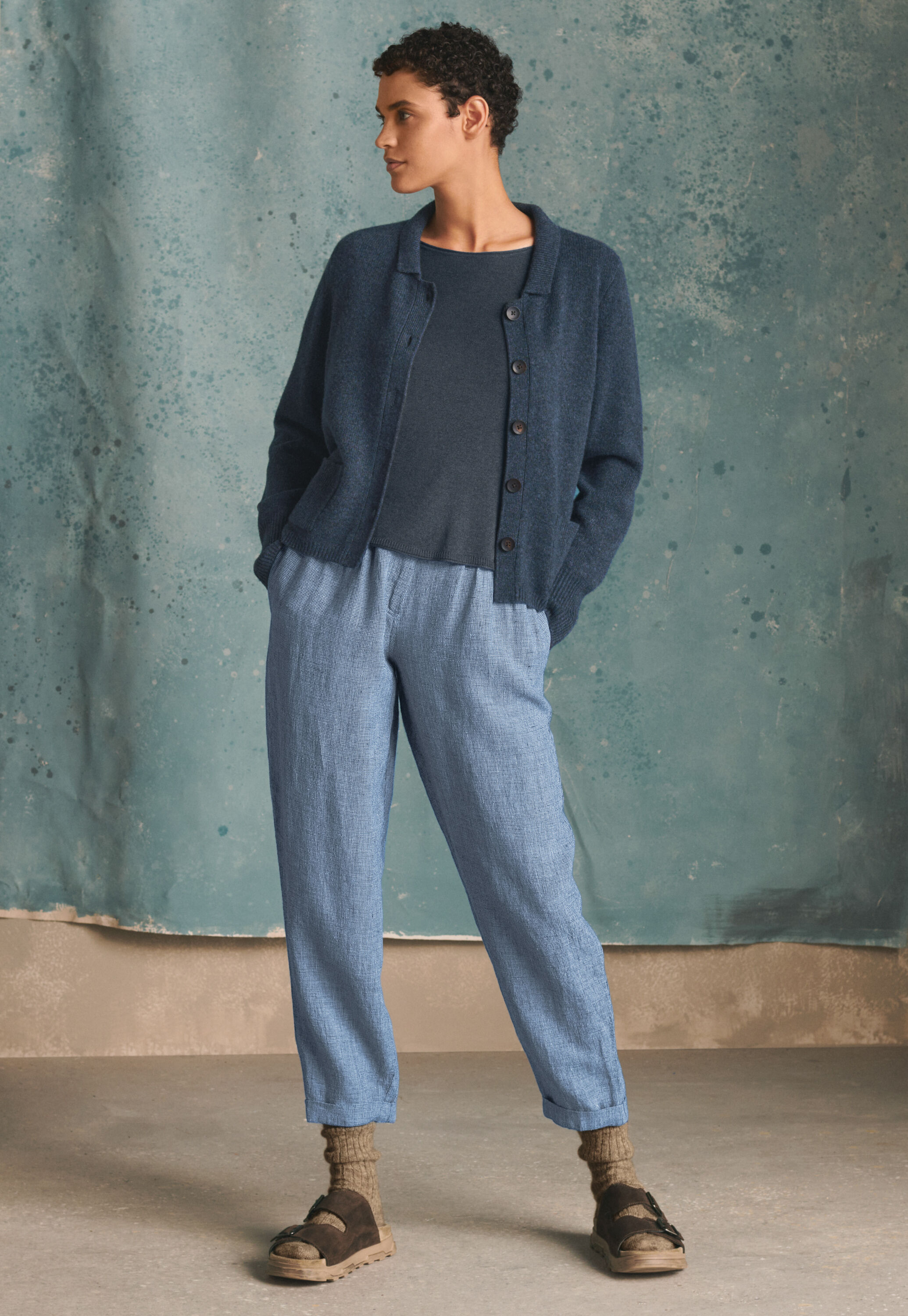Tapered trousers