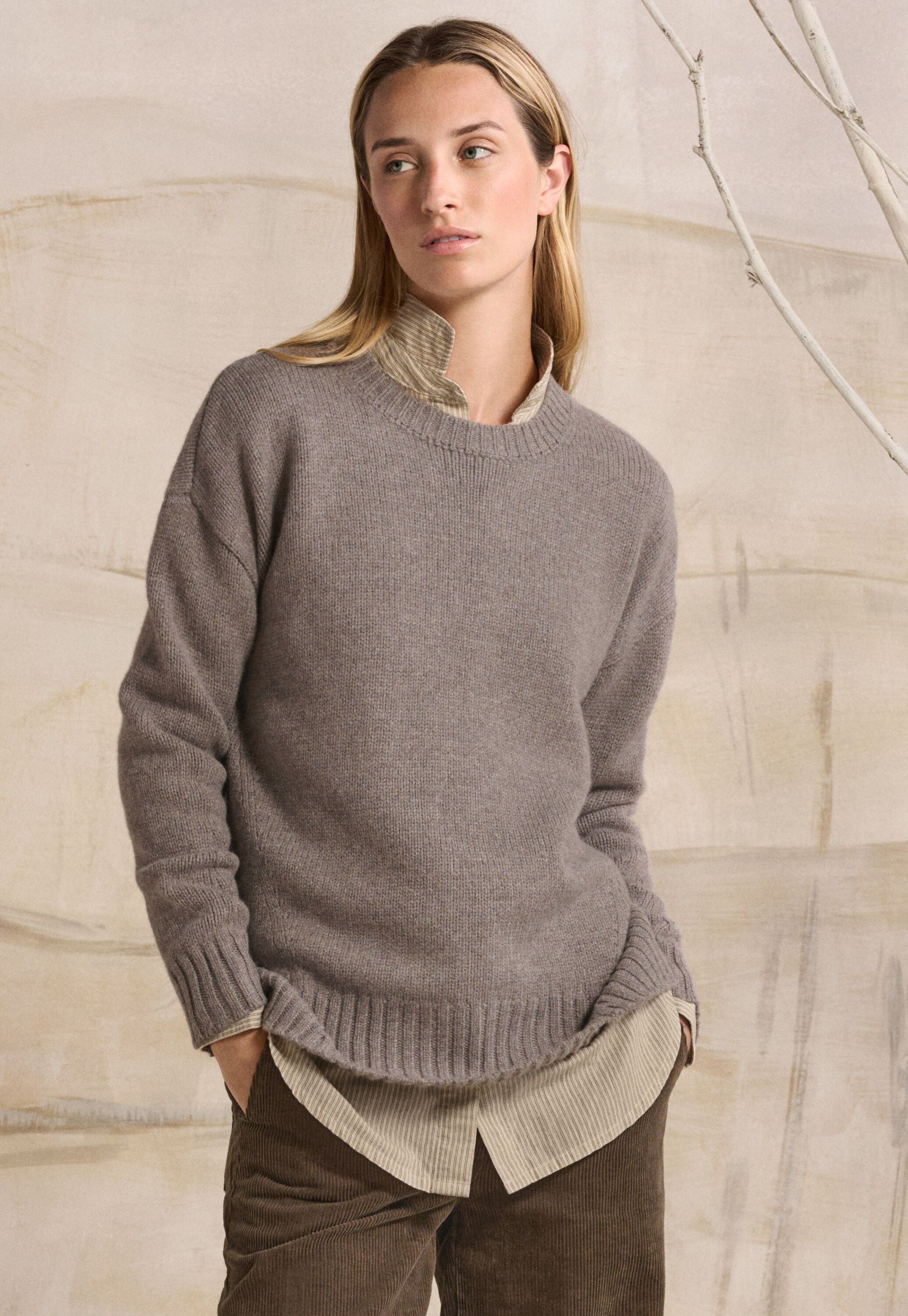 Easy round-neck sweater