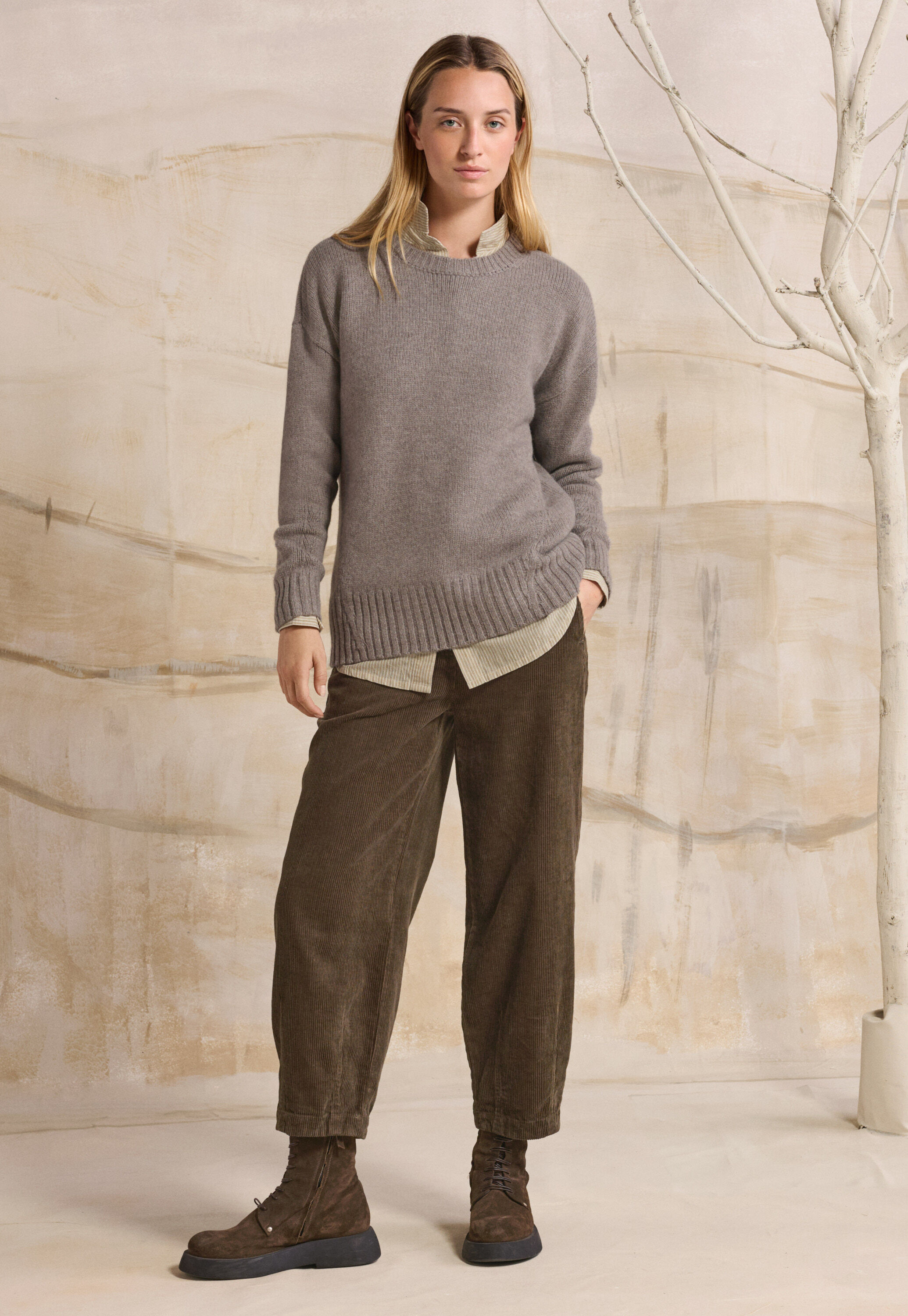 Easy round-neck sweater