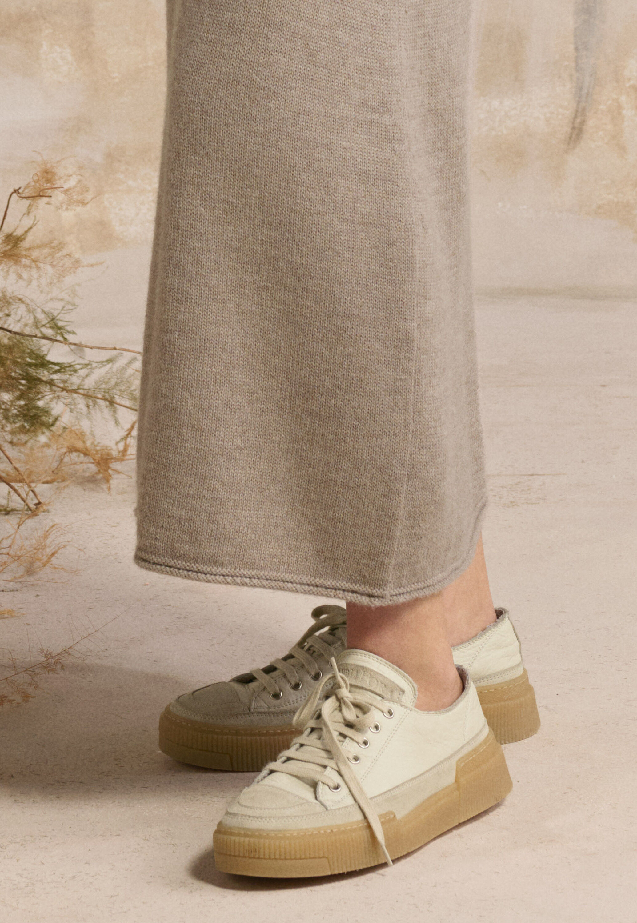 Lace-up trainers