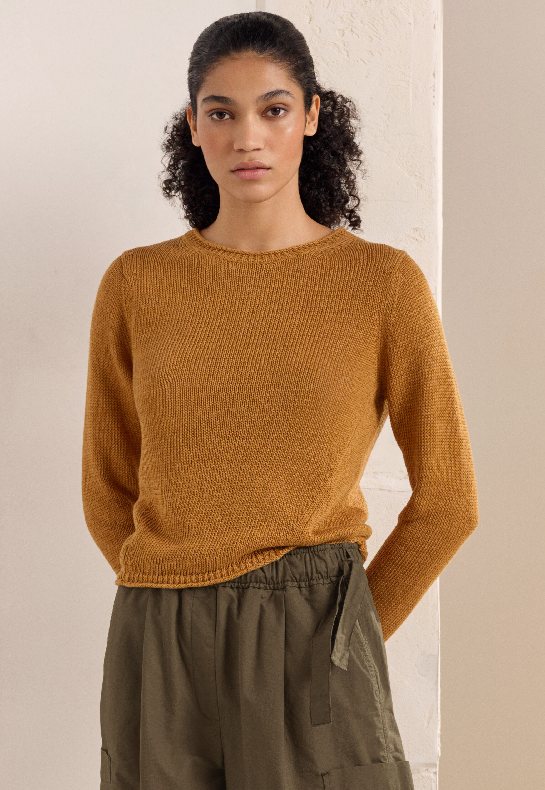 Round-neck sweater